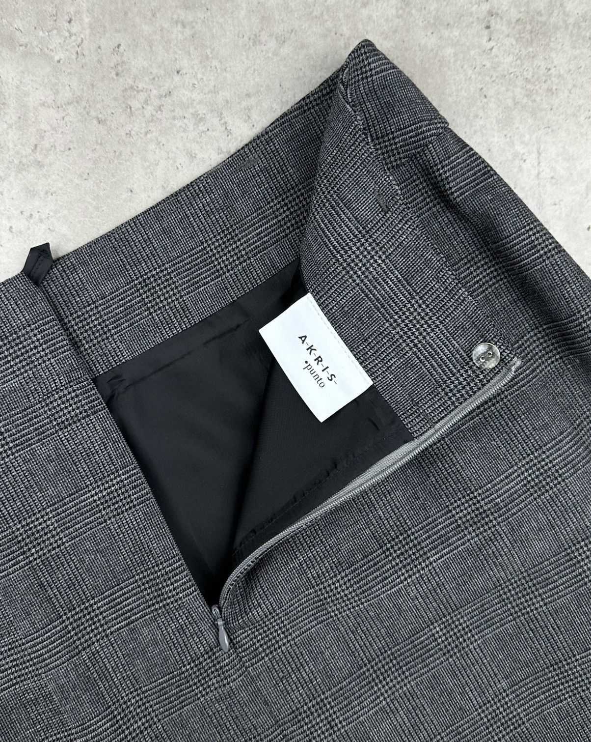 Akris Akris Punto Women's Gray Plaid Skirt Suit Set - US 4 / FR 36 Size S / US 4 / IT 40 - 17 Thumbnail