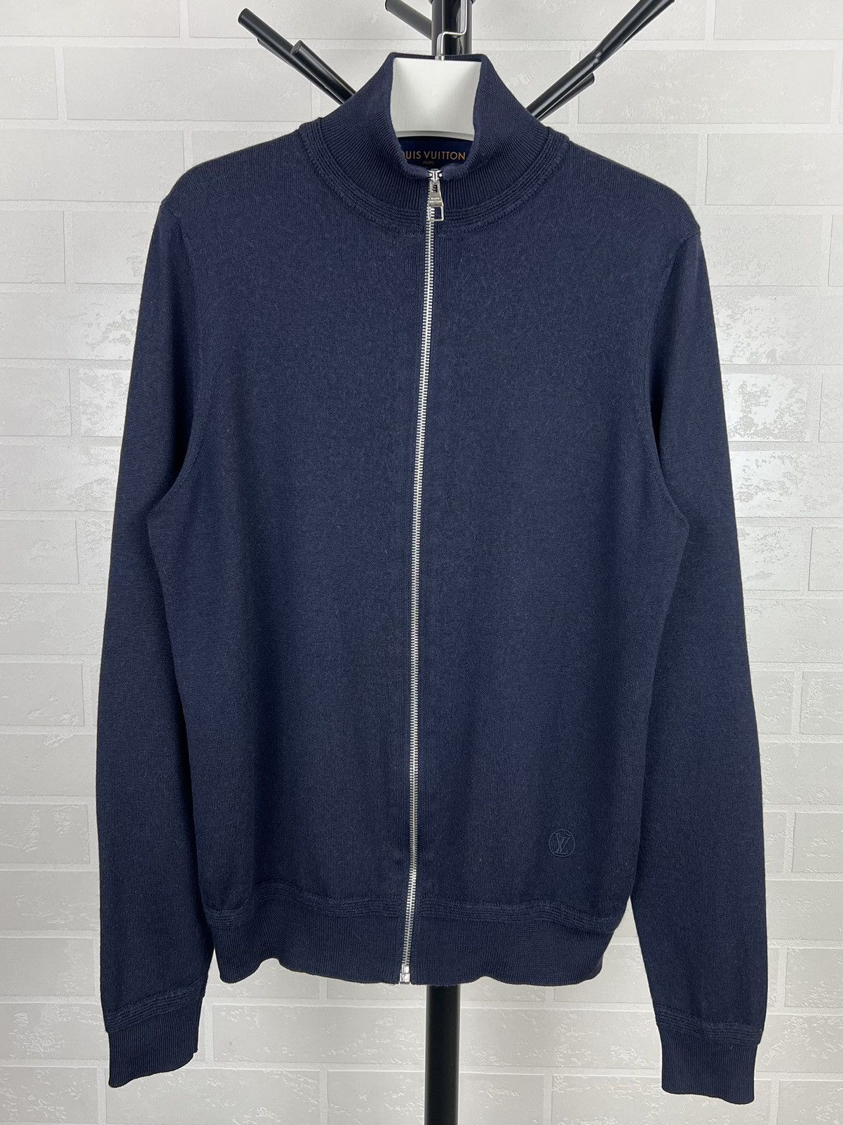Louis Vuitton LOUIS VUITTON Sweater Zip Cardigan Wool/Silk LV Logo Blue Size US M / EU 48-50 / 2 - 1 Thumbnail