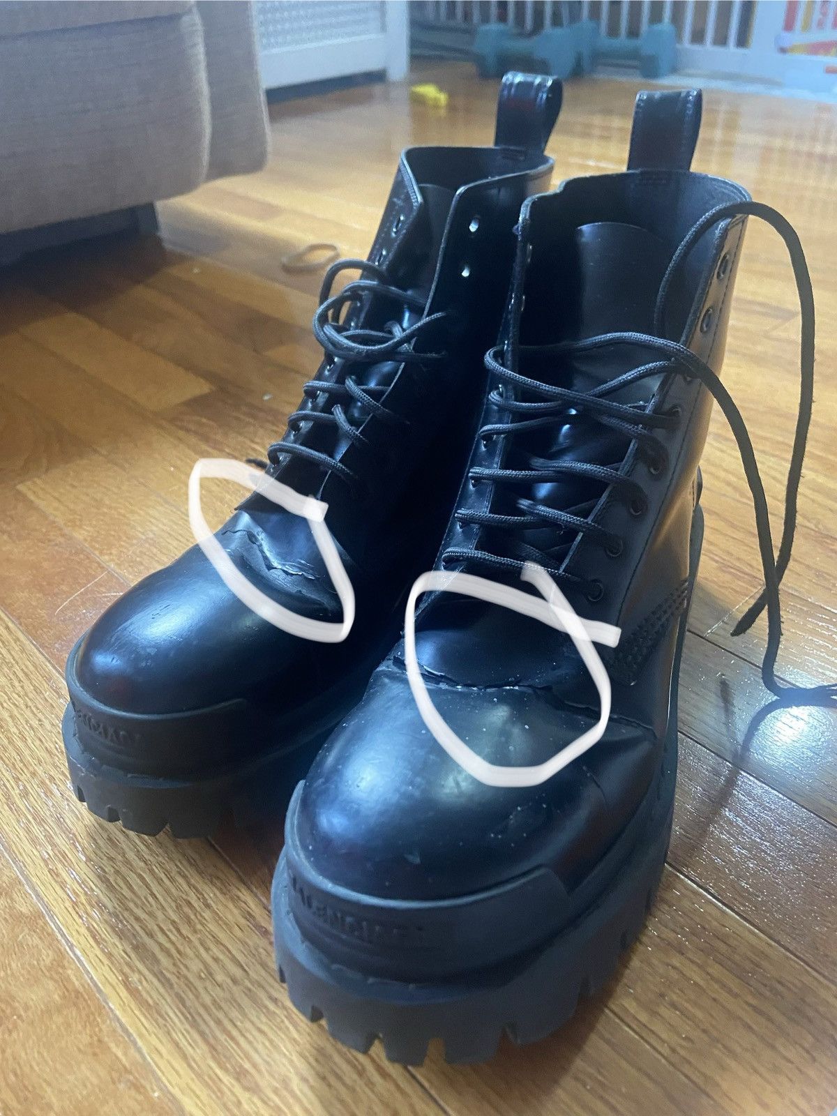 Balenciaga Balenciaga strike boots Size US 9 / EU 42 - 2 Thumbnail