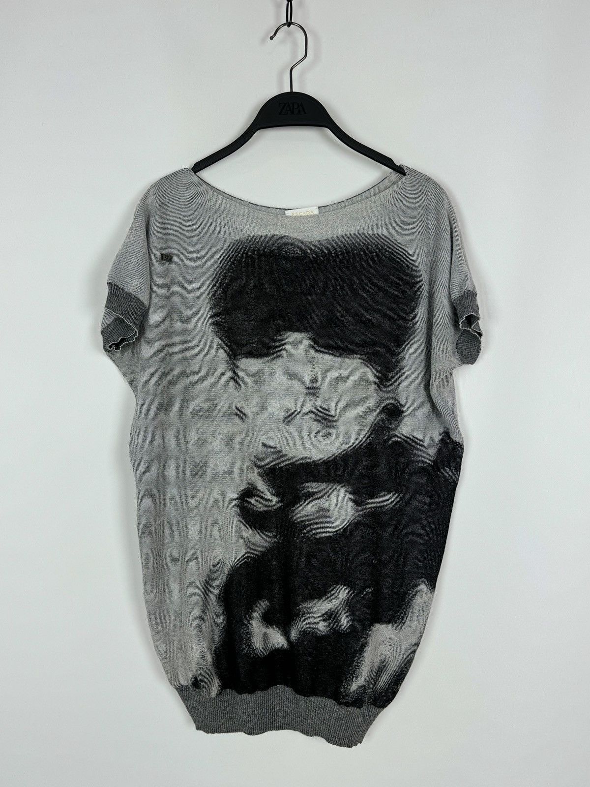 Escada Escada Face Over Print Top Size M / US 6-8 / IT 42-44 - 2 Thumbnail