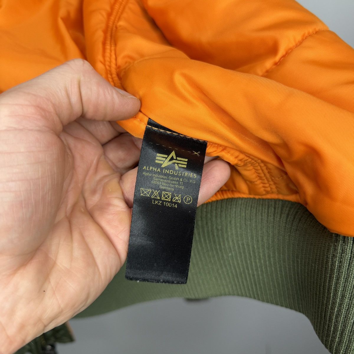 Alpha Industries Vintage Alpha Industries Bomber Vest CWU MA-1 Jacket Rare Size US XL / EU 56 / 4 - 10 Thumbnail