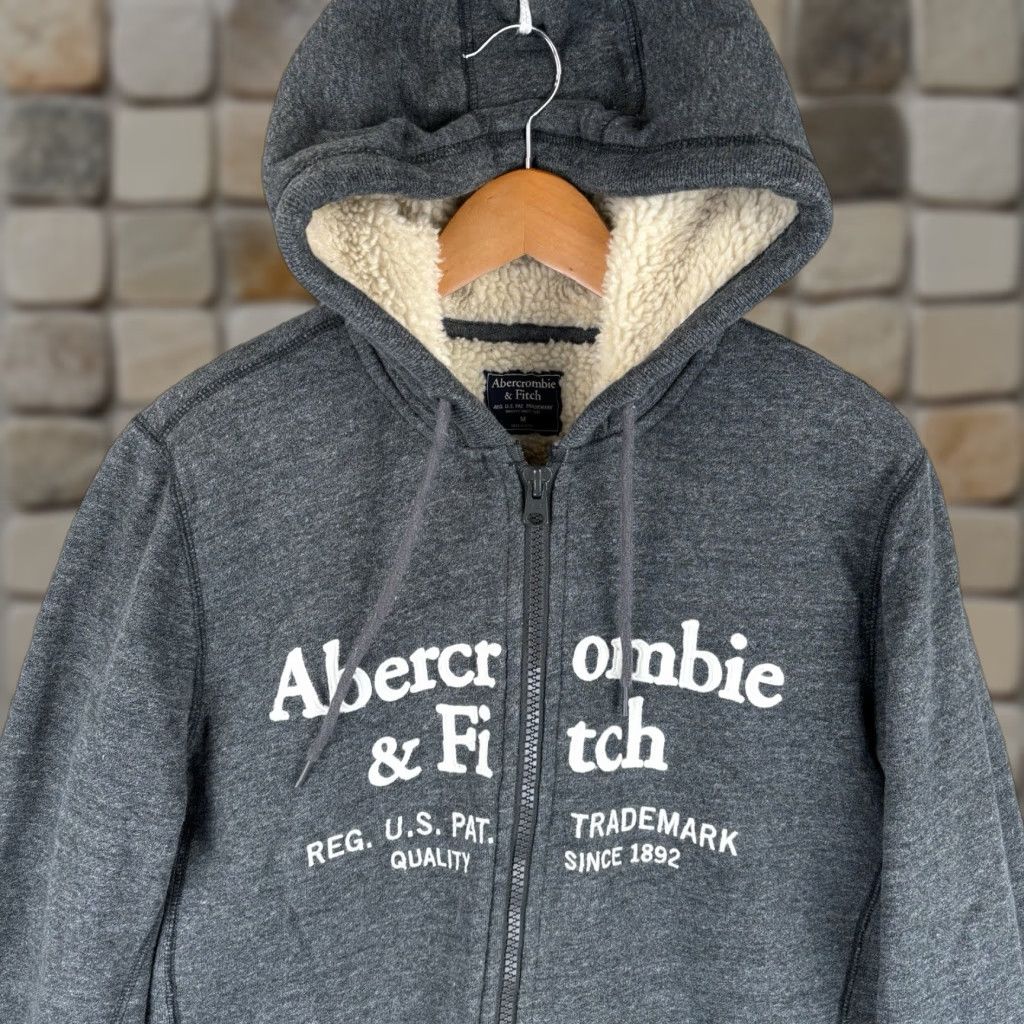 Abercrombie & Fitch Abercrombie & Fitch Hoodie Mens Medium Gray Sherpa Lined Spellout Jacket Y2K Size US M / EU 48-50 / 2 - 1 Thumbnail