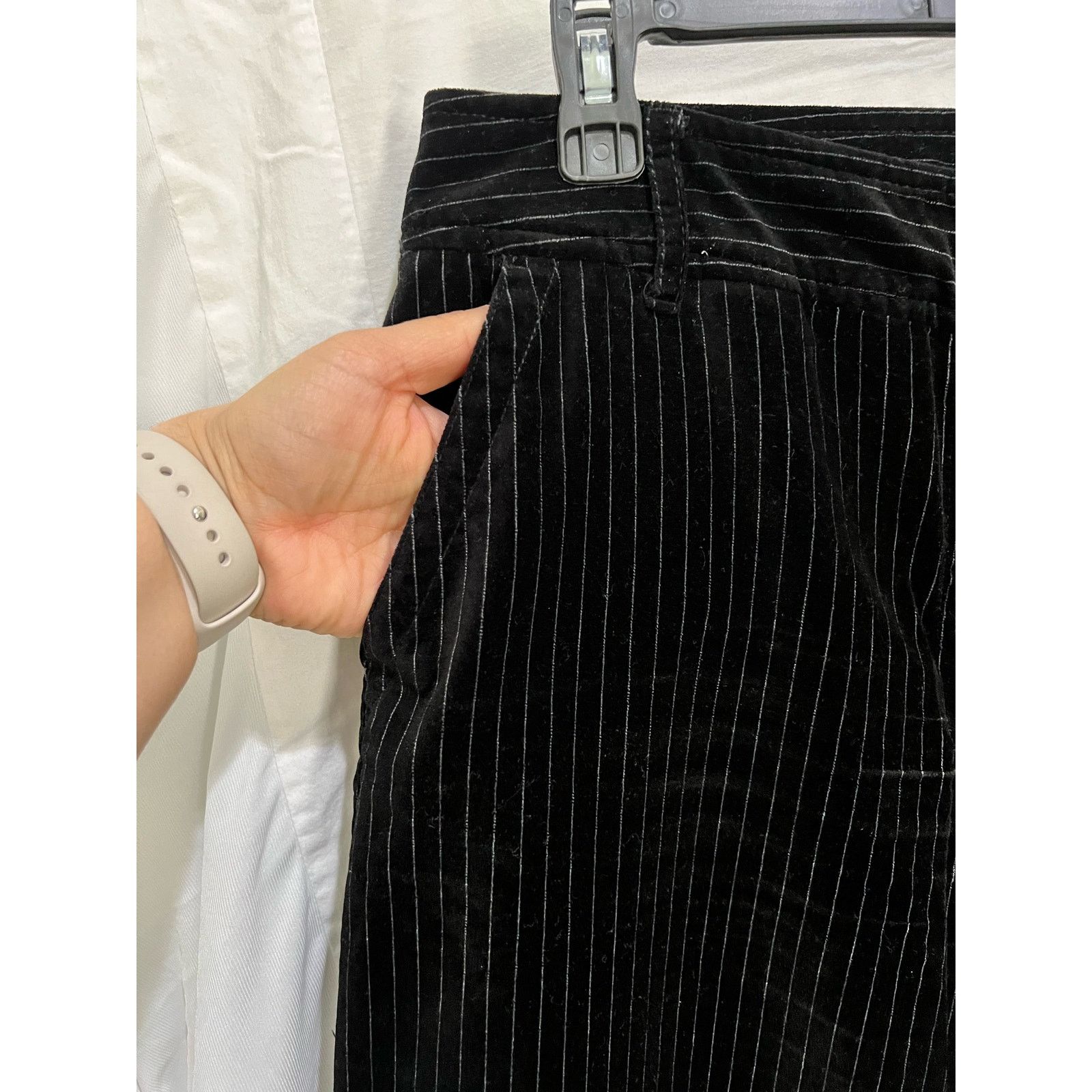 Charter Club Allison Fit Full Length Women's Black Warm Velour Pants EUC Size 30" / US 8 / IT 44 - 5 Thumbnail