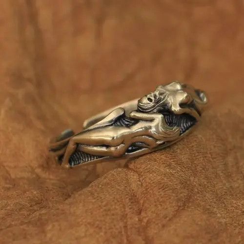 Jewelry Sexy Naked Skull Ring Size ONE SIZE - 2 Thumbnail