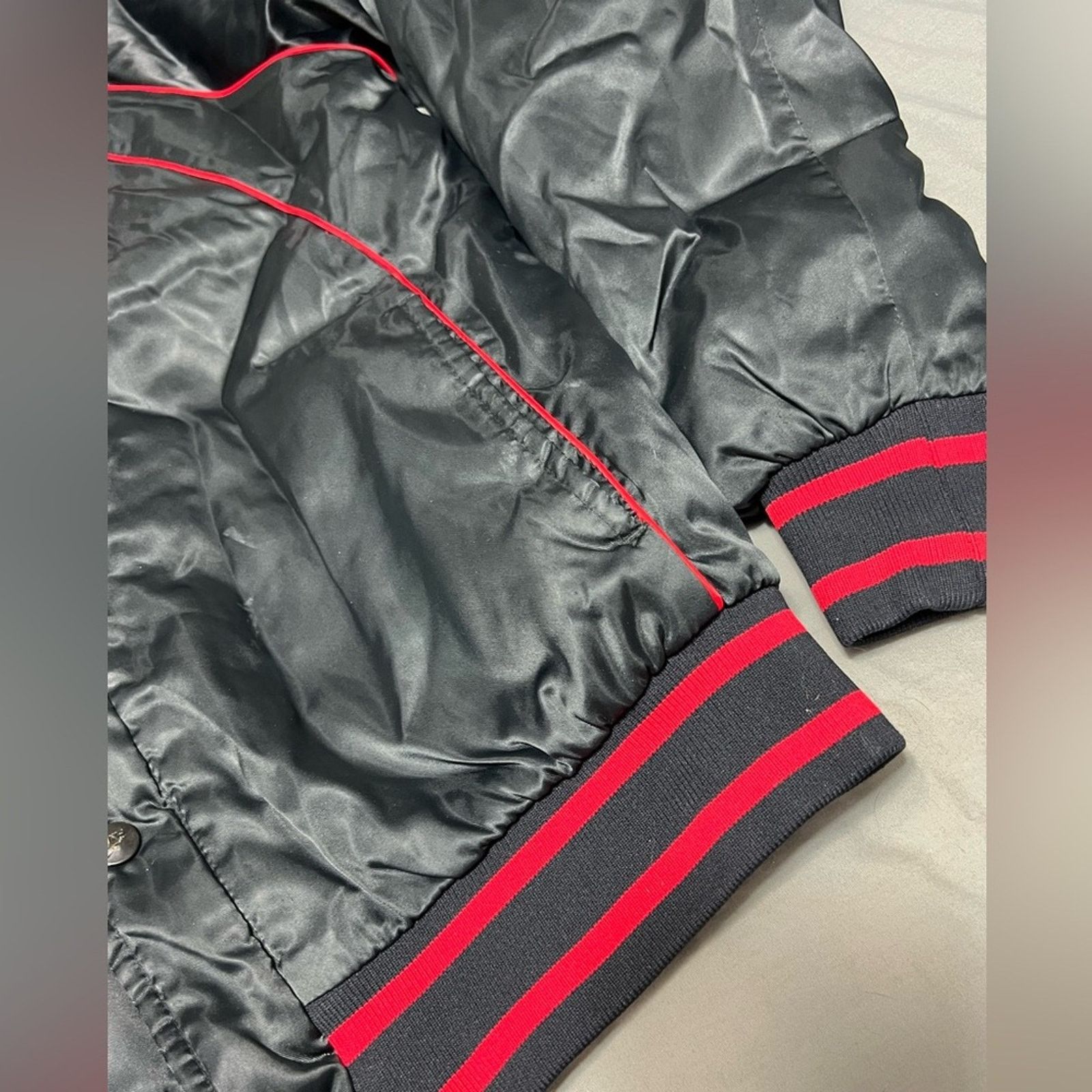 Jordan Brand Vintage 1985 Nike Air Jordan 1 Wings Satin Jacket Made USA Size US M / EU 48-50 / 2 - 7 Thumbnail