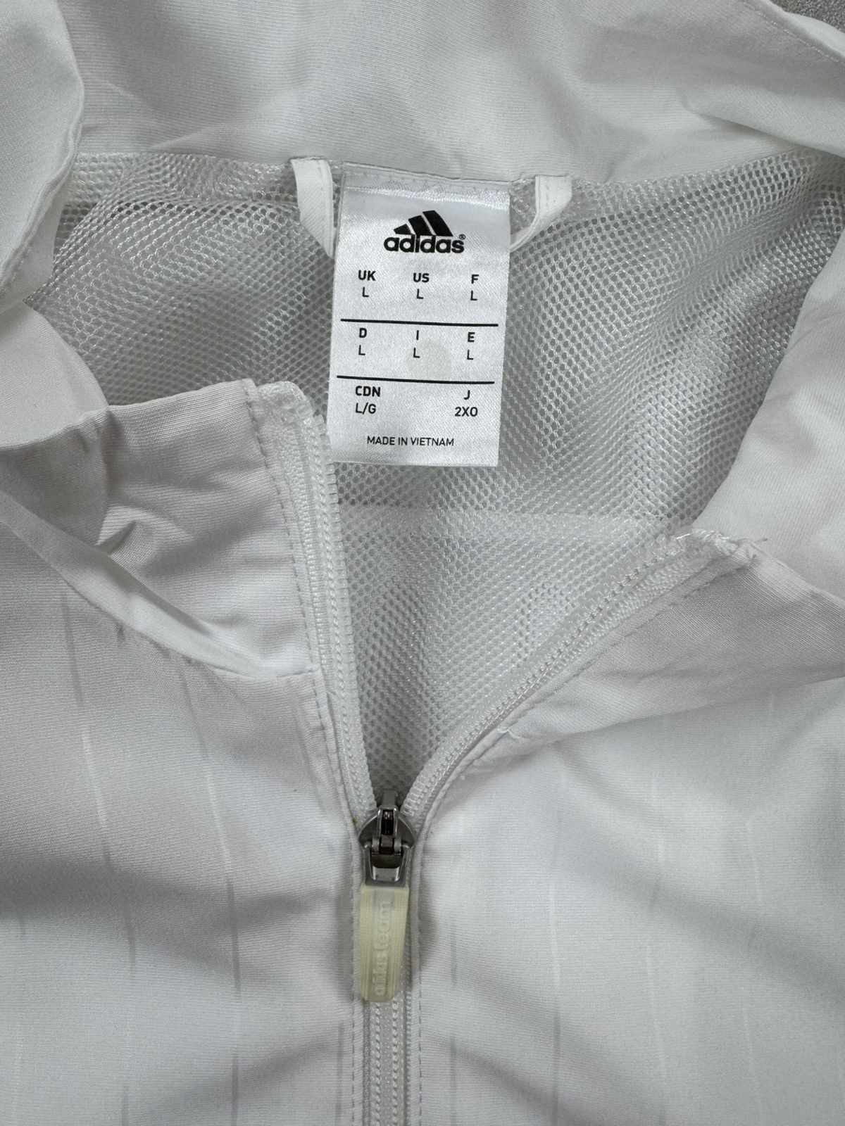 Adidas JUVENTUS 2015/2016 TRAINING FOOTBALL JACKET JERSEY ADIDAS Size US L / EU 52-54 / 3 - 5 Thumbnail
