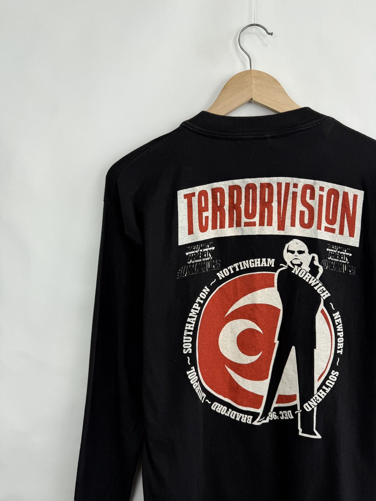 Band Tees 🇬🇧 Vintage 1996 Terrorvision Rock Band Long Sleeve Rare Retro Size US L / EU 52-54 / 3 - 8 Thumbnail