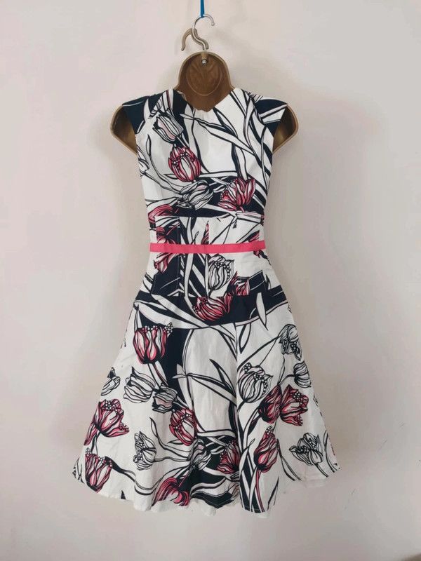 Vintage Vintage floral dress Size XS / US 0-2 / IT 36-38 - 2 Thumbnail