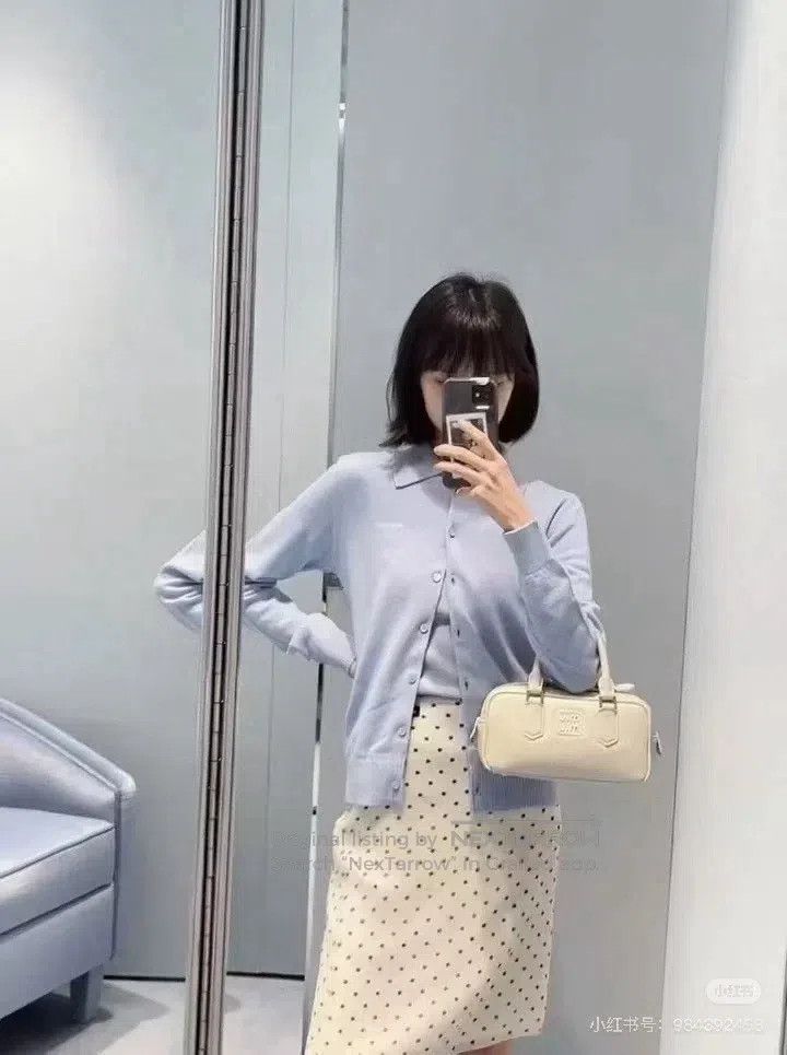 Miu Miu Miu Miu 40 24 100% cashmere polo cardigan in autumn and win Size M / US 6-8 / IT 42-44 - 7 Thumbnail