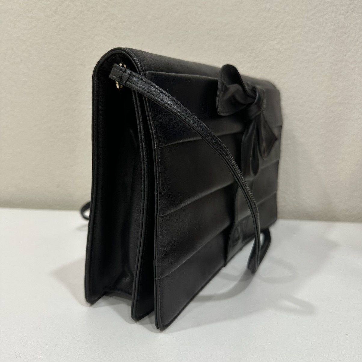 Valentino ‼️LASTDROP‼️ VALENTINO GARAVANI LEATHER SHOULDER & CLUTCH BAG Size ONE SIZE - 5 Thumbnail
