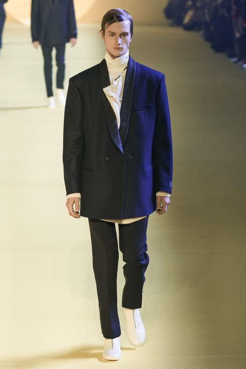 Raf Simons Boxy Smoking Blazer AW20-21 Size 46R - 2 Thumbnail