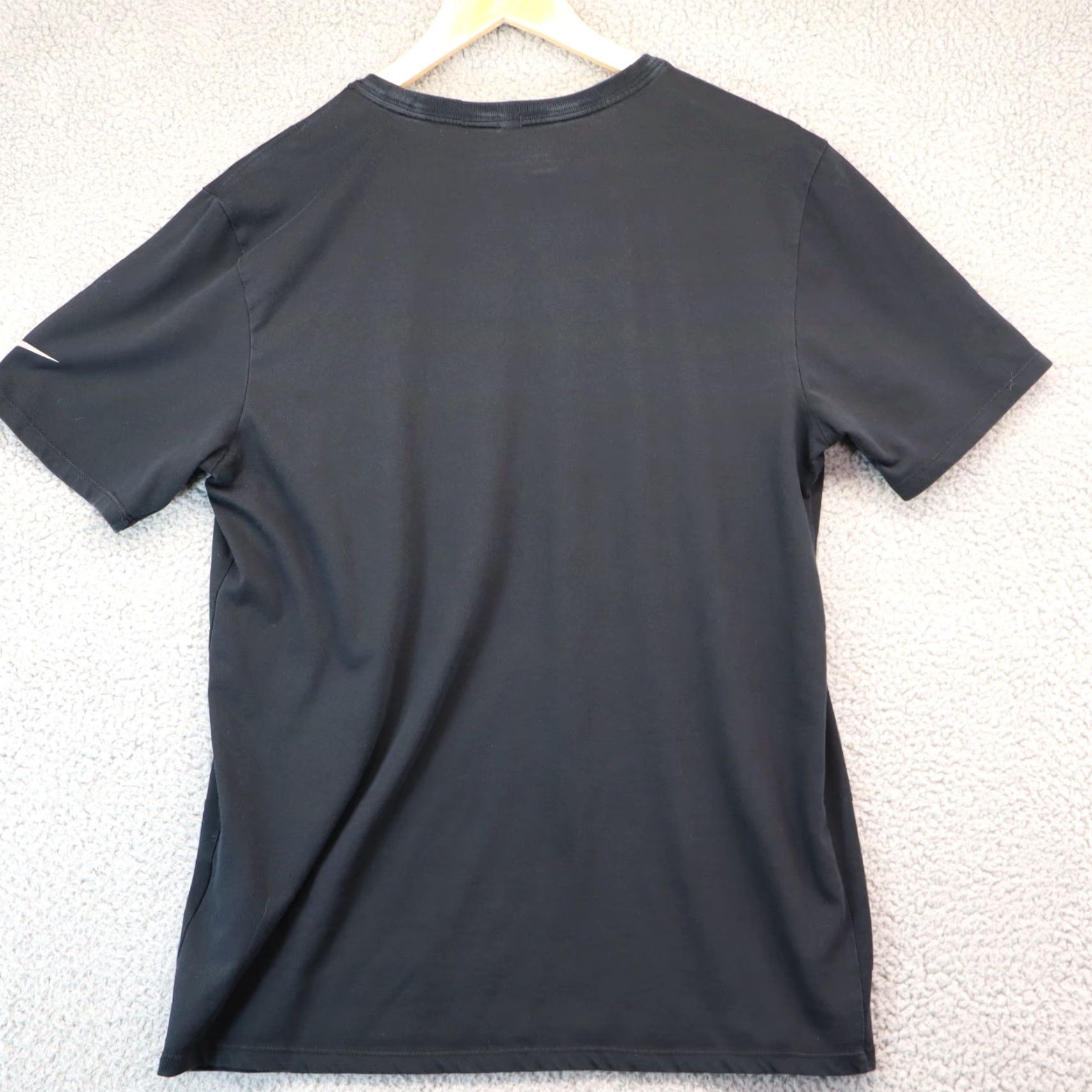 Nike Nike Dri-FIT Shirt Mens Medium Black Short Sleeve Modern Fit Size US M / EU 48-50 / 2 - 3 Thumbnail