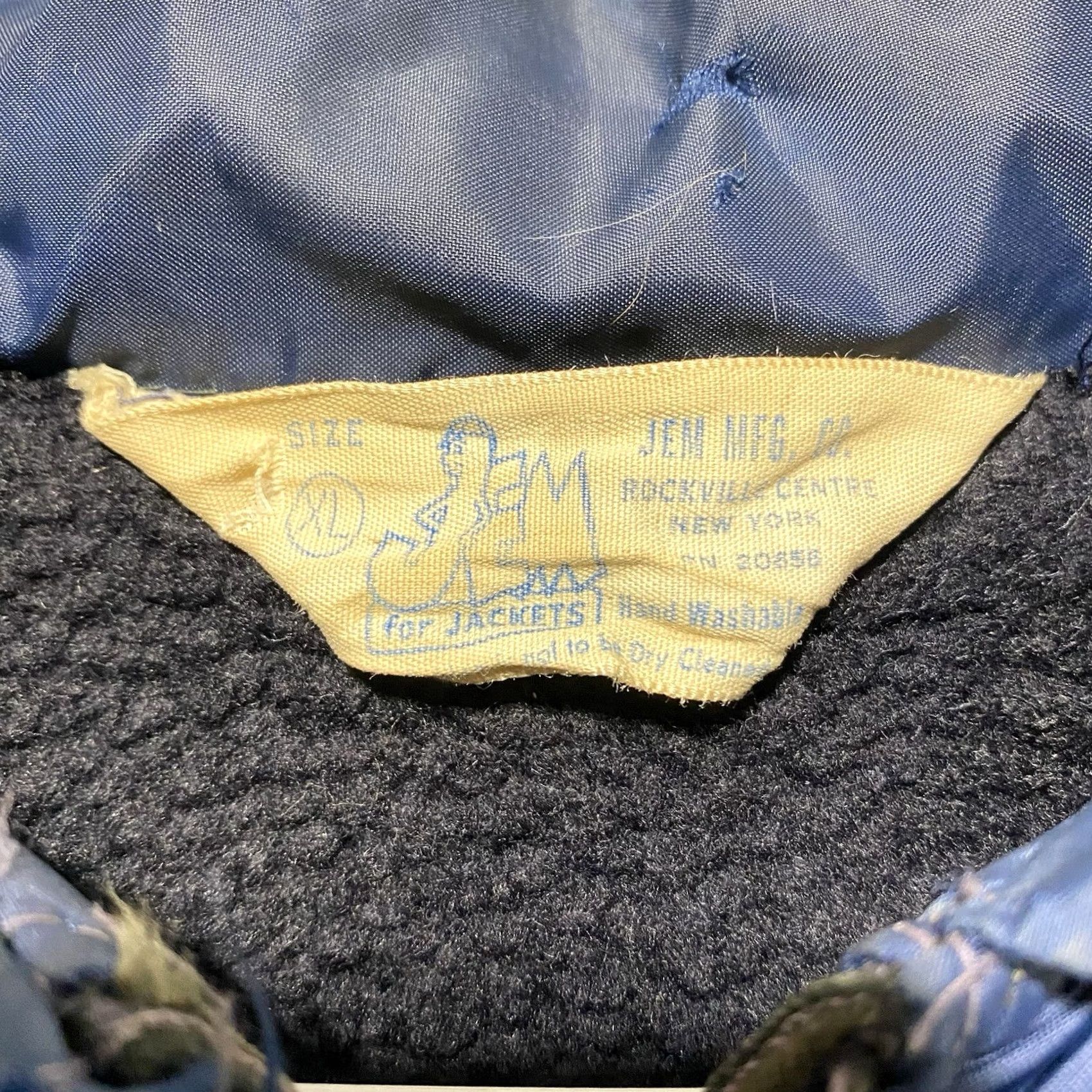 Vintage VTG Jems For Jackets Michigan Windbreaker XL READ Jacket 90s Reversible Fleece Lined Cotton Zip Men Blue - P2P 26” Length 26” READ Size US XL / EU 56 / 4 - 6 Thumbnail