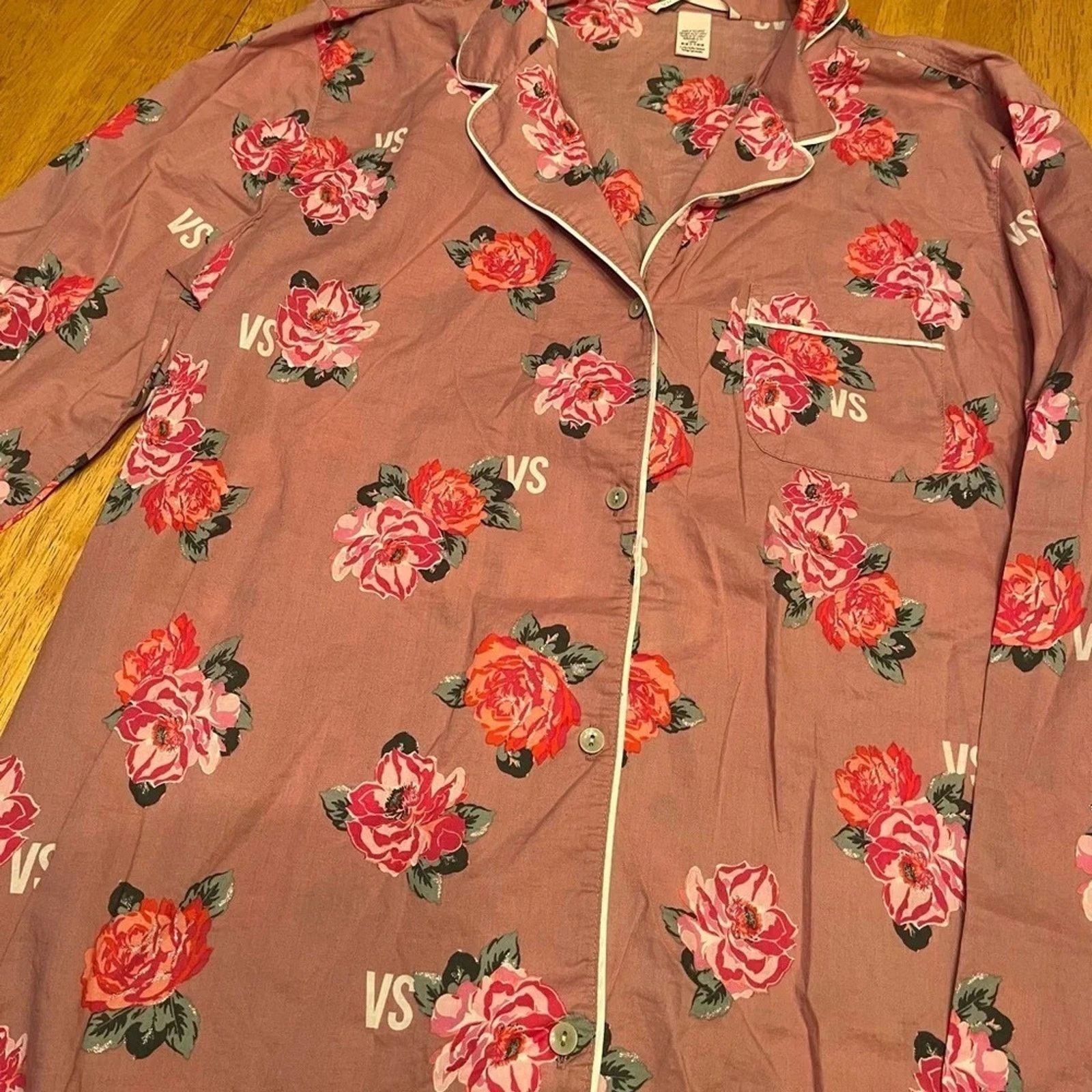 Victoria's Secret Victoria’s Secret pajama top, size Large. Size L / US 10 / IT 46 - 1 Thumbnail