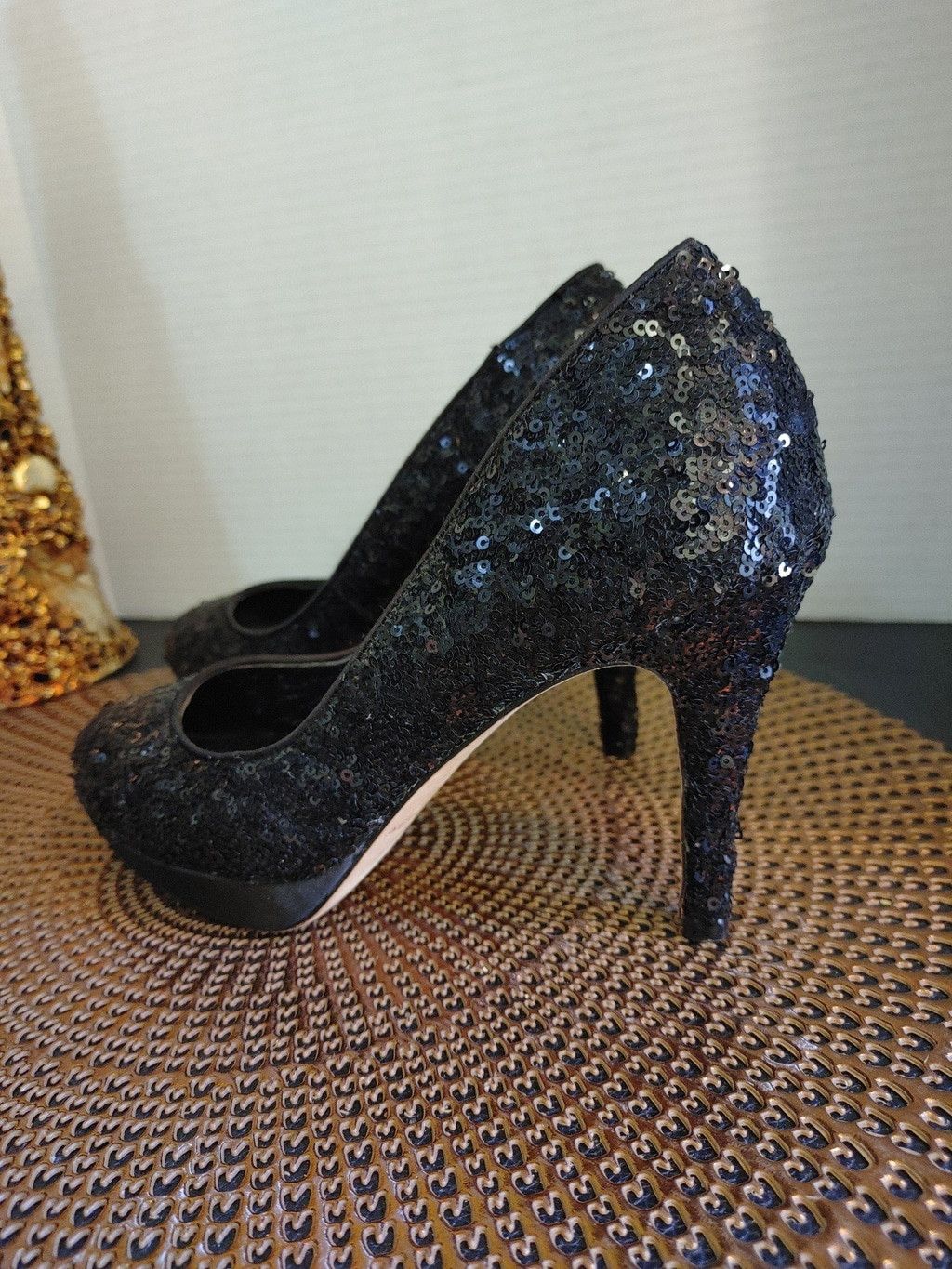 White House Black Market White House Black Market Size 6M Size US 6 / IT 36 - 2 Thumbnail