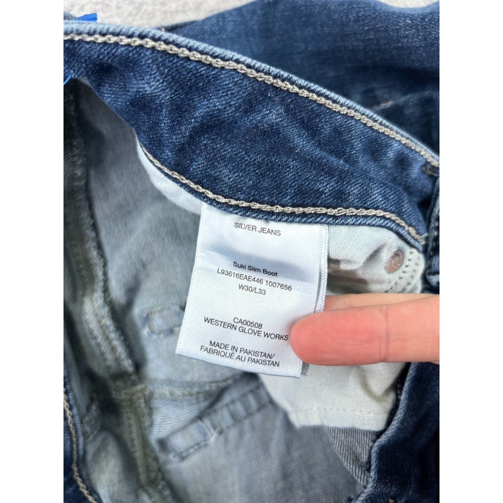 Silver Jeans Co. Silver Jeans Suki Womens Jeans Bootcut 30 Blue Denim Embroidered Mid 28 Inseam 30 - Regular Waist Distressed Pockets Size 30" / US 8 / IT 44 - 7 Thumbnail