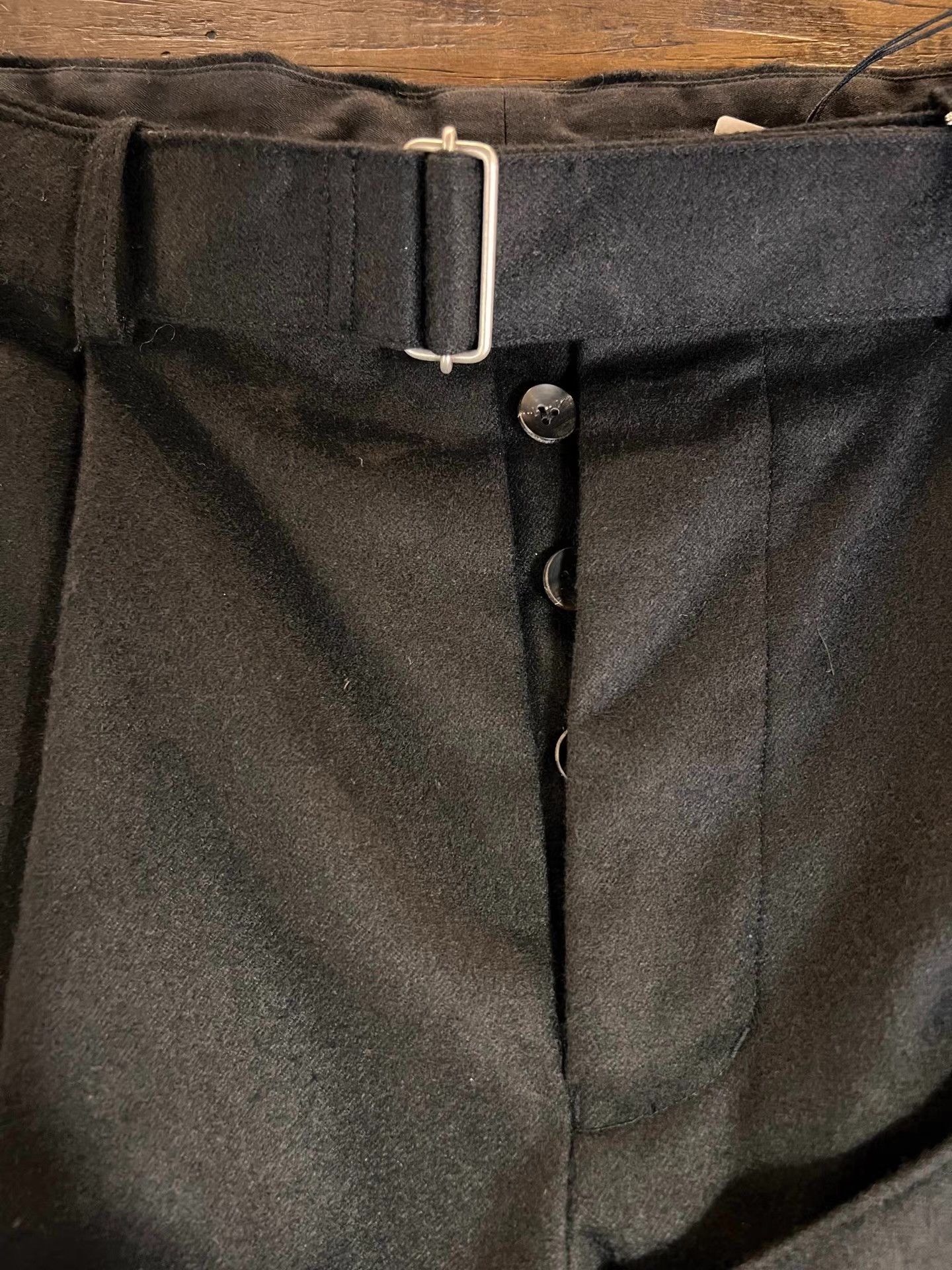 The Viridi-anne The Viridi‑Anne 19FW Black Belted Wool Cropped Trousers Ｑ25 Size US 30 / EU 46 - 2 Thumbnail