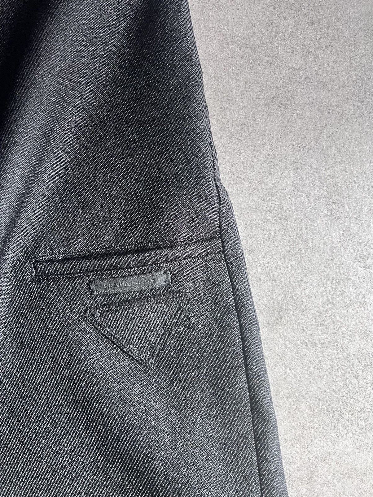 Prada Prada FW18 Cotton Gabardine Shorts Size US 29 - 4 Thumbnail