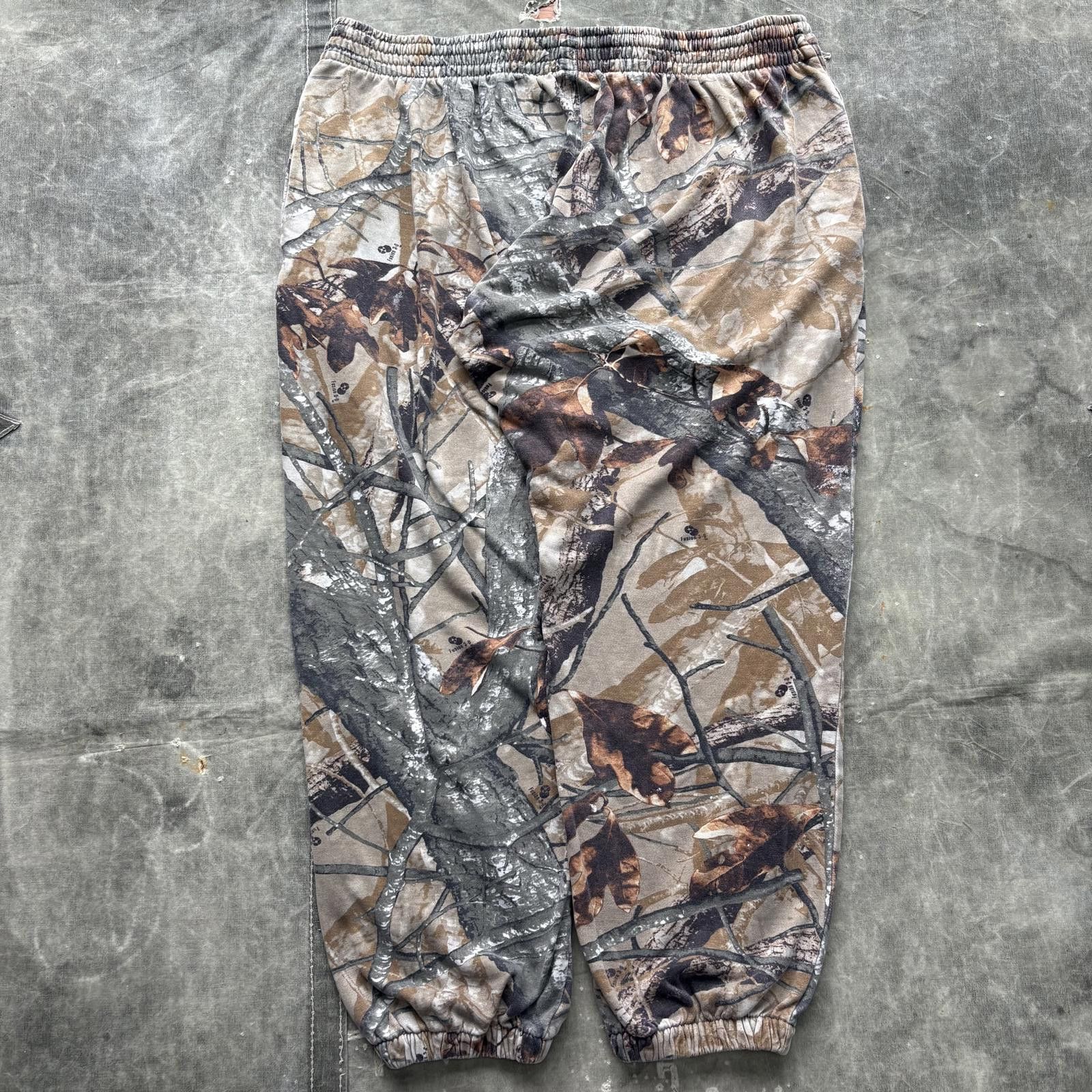Vintage Vintage Y2K Fusion 3D Camo Baggy Wide Leg Grunge Sweatpants Size US 36 / EU 52 - 2 Thumbnail