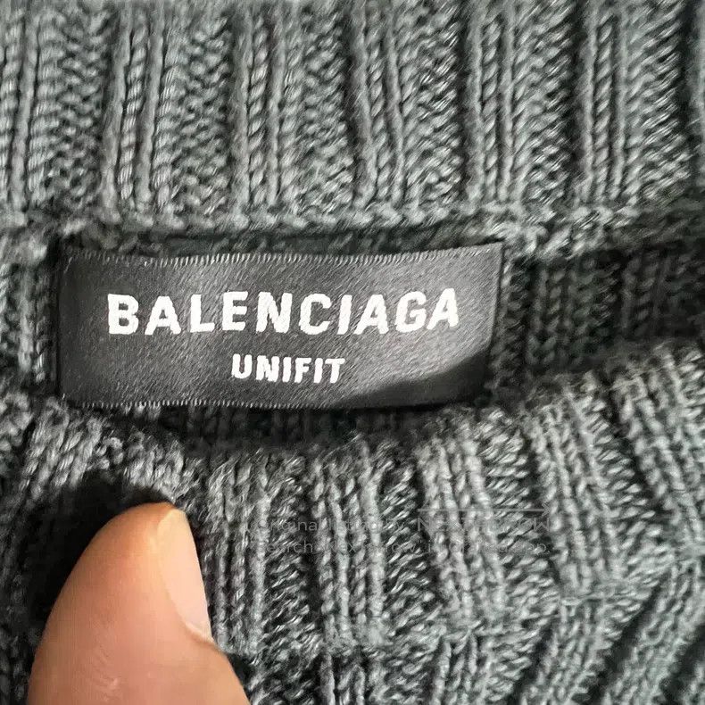 Balenciaga Balenciaga Patchwork Wave Sweater Size US S / EU 44-46 / 1 - 2 Thumbnail