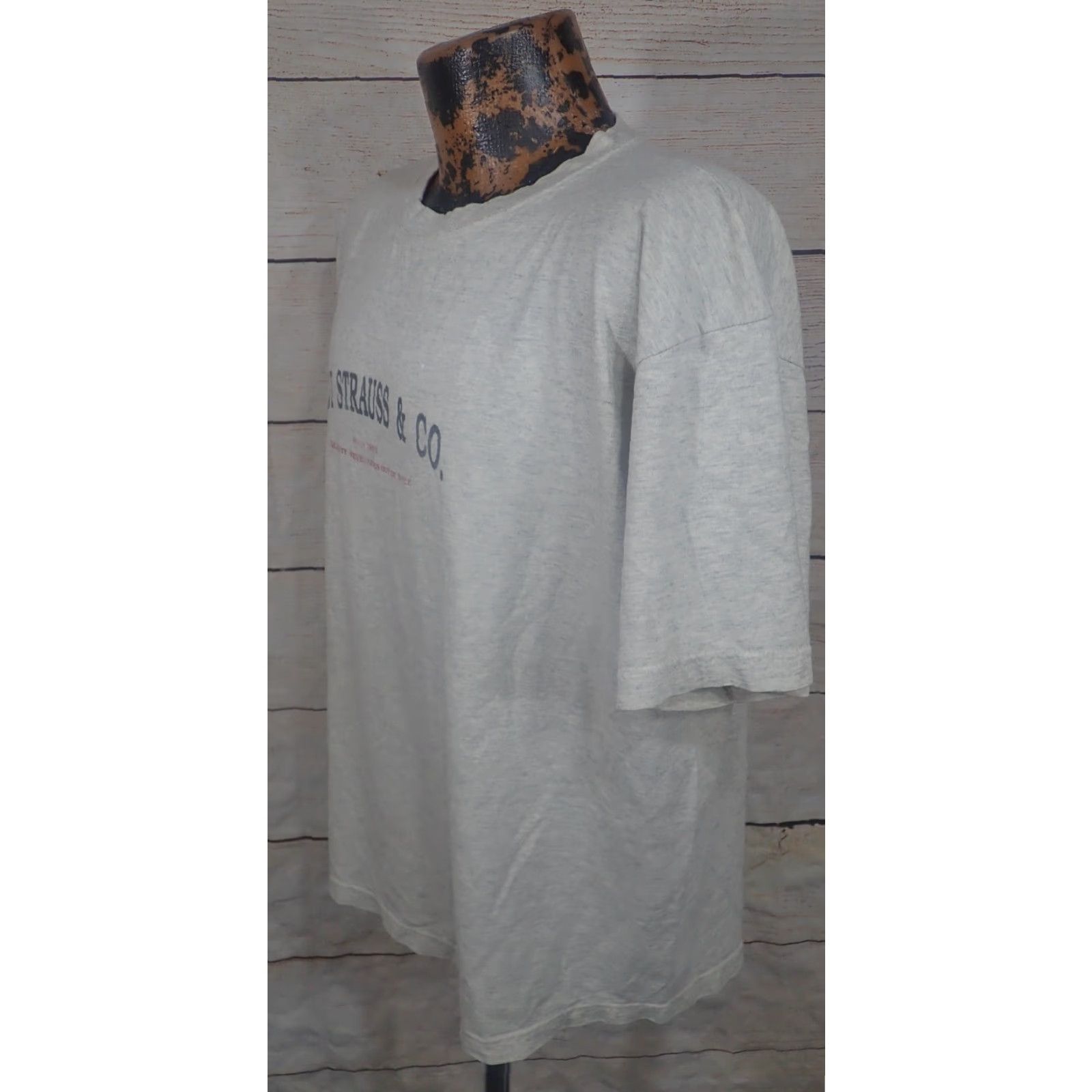 Levi's VINTAGE Levi's Jeans Women Levi's Logo Spellout Graphic Tee Shirt S/M Heather Gray USA Made 90s Classic Retro Adult Womens Size S / US 4 / IT 40 - 2 Thumbnail