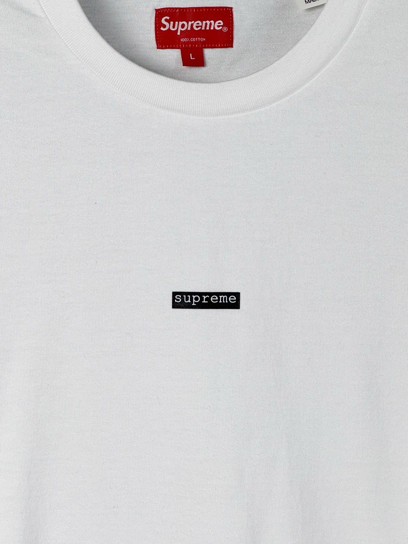 Supreme small logo tee Size US L / EU 52-54 / 3 - 9 Thumbnail