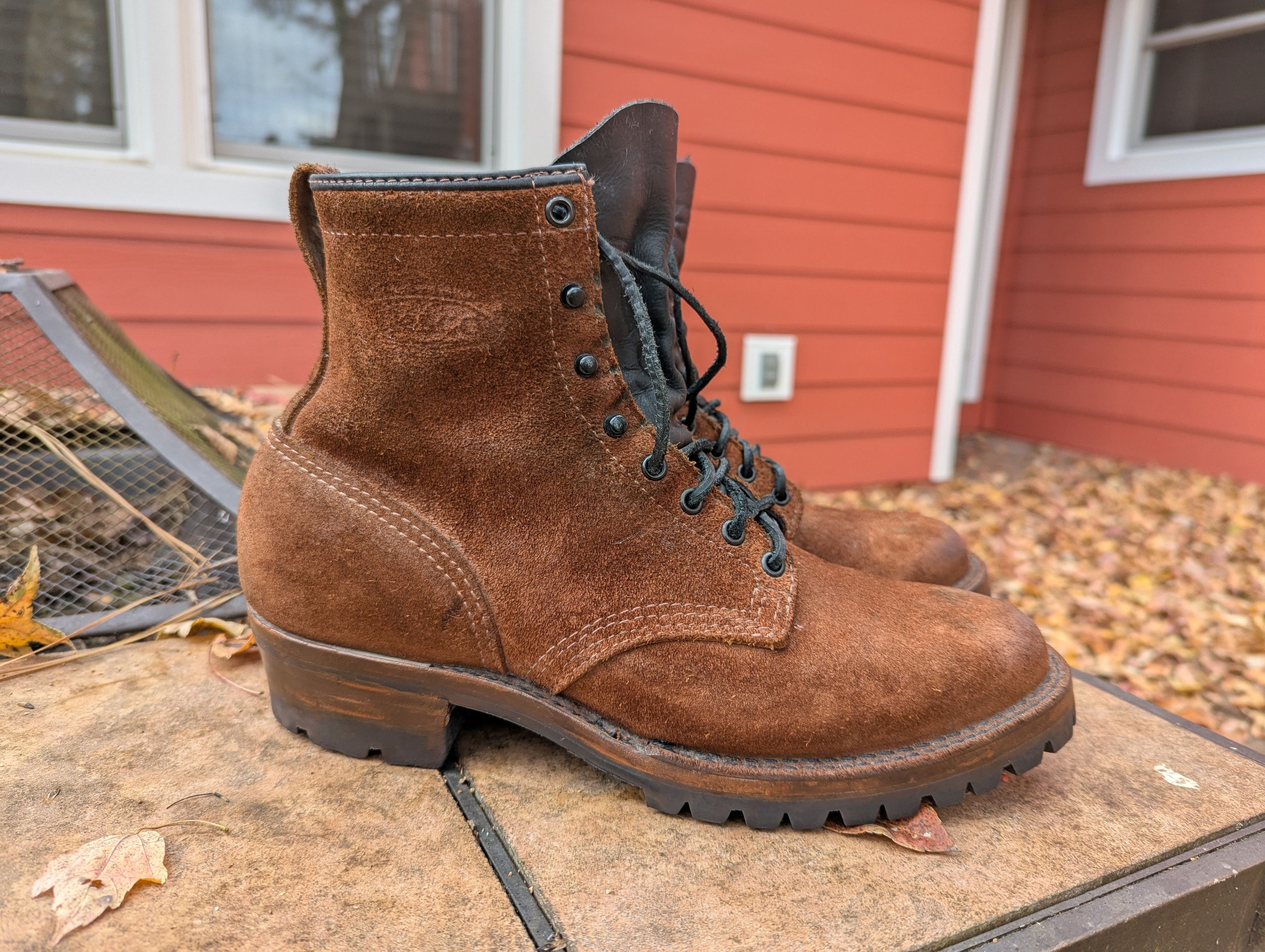 WESCO Brown Roughout Packers Size US 10.5 / EU 43-44 - 1 Thumbnail