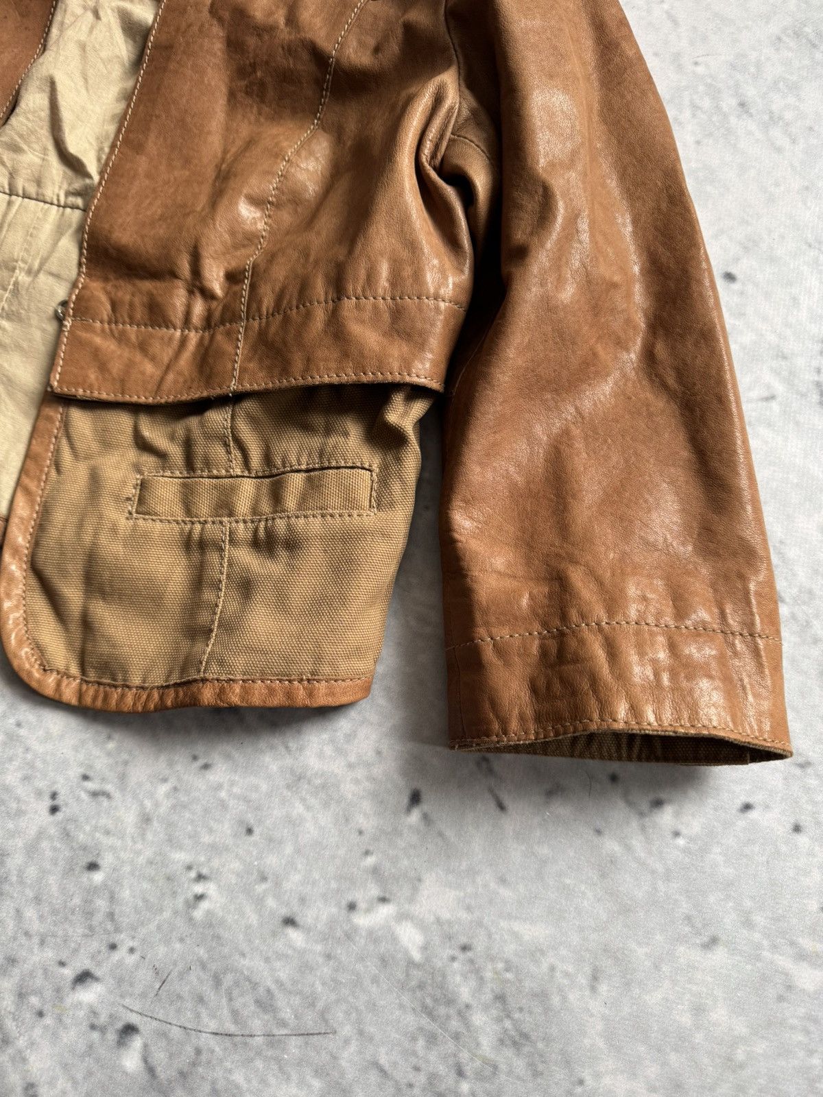 Trussardi Vintage Trussardi jacket 100% LEATHER blazer wmns Size XS / US 0-2 / IT 36-38 - 7 Thumbnail