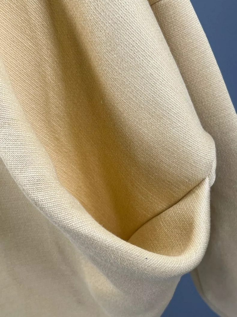 Loewe LOEWE Yellow solid round neck casual sweater Size M / US 6-8 / IT 42-44 - 3 Thumbnail
