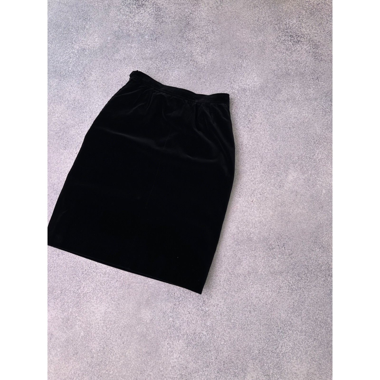 Yves Saint Laurent VTG Yves Saint Laurent Rive Gauche Black Velvet Skirt Size 26" / US 2 / IT 38 - 12 Thumbnail