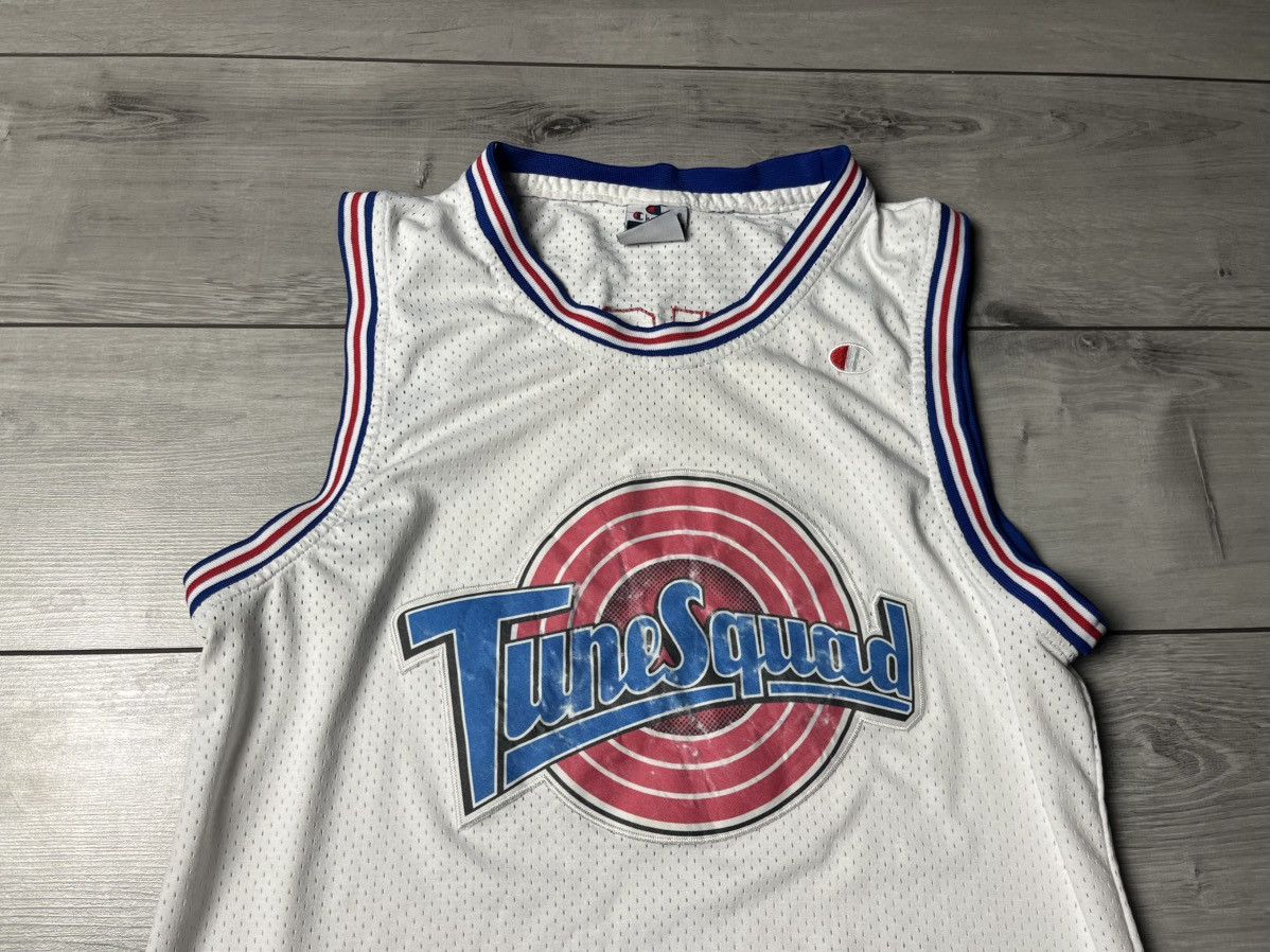 Champion Champion Tune Squad Space Jam Jersey Bugs 1 size Medium Size US M / EU 48-50 / 2 - 3 Thumbnail