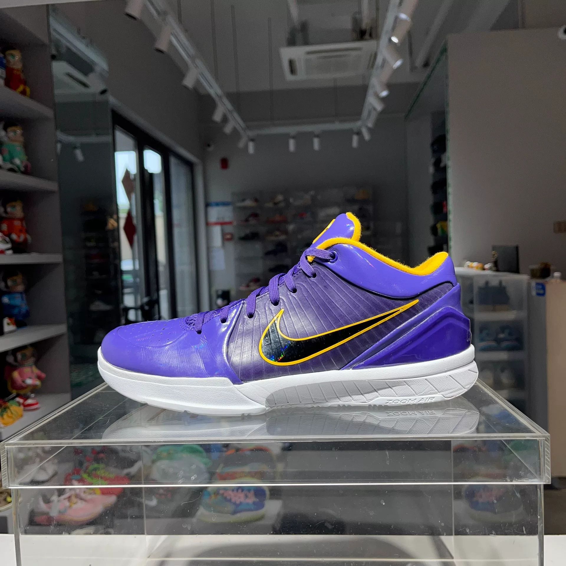 Nike Nike Purple Lowtop Sneakers 44.5 Men Size US 11 / EU 44 - 1 Thumbnail