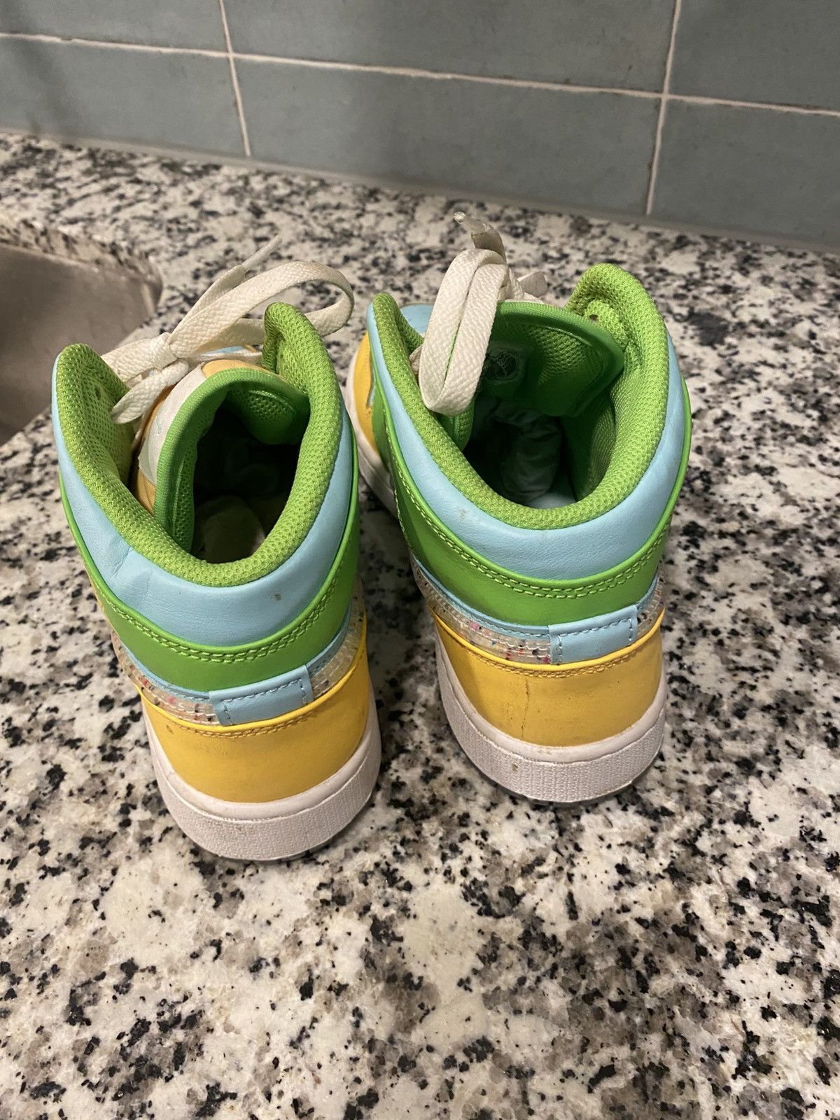 Jordan Brand Jordan 1 Mid SE Recycled Grind Glacier Ice Blue Size US 5.5 / IT 35.5 - 4 Thumbnail