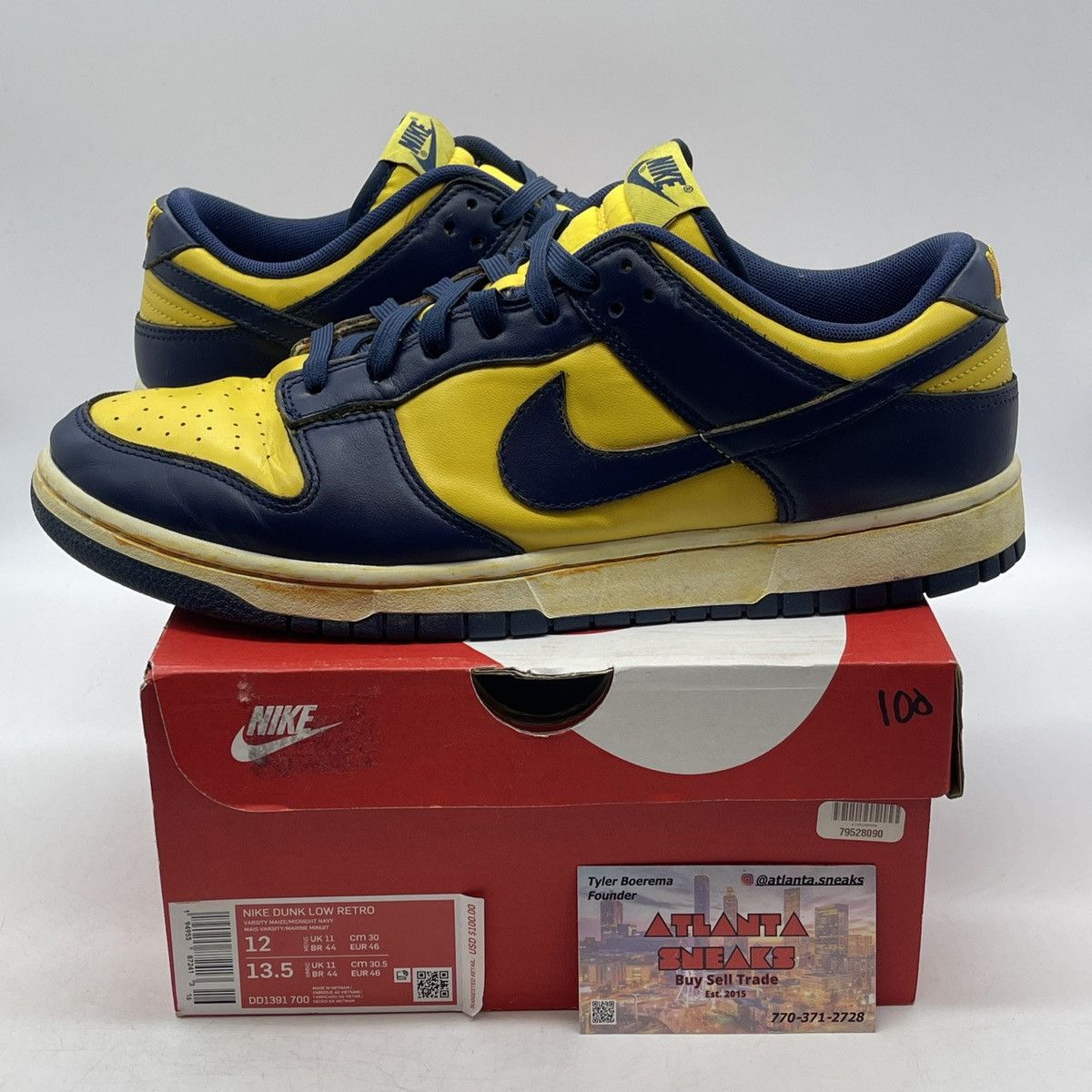 Nike Dunk low Michigan Size US 12 / EU 45 - 1 Thumbnail