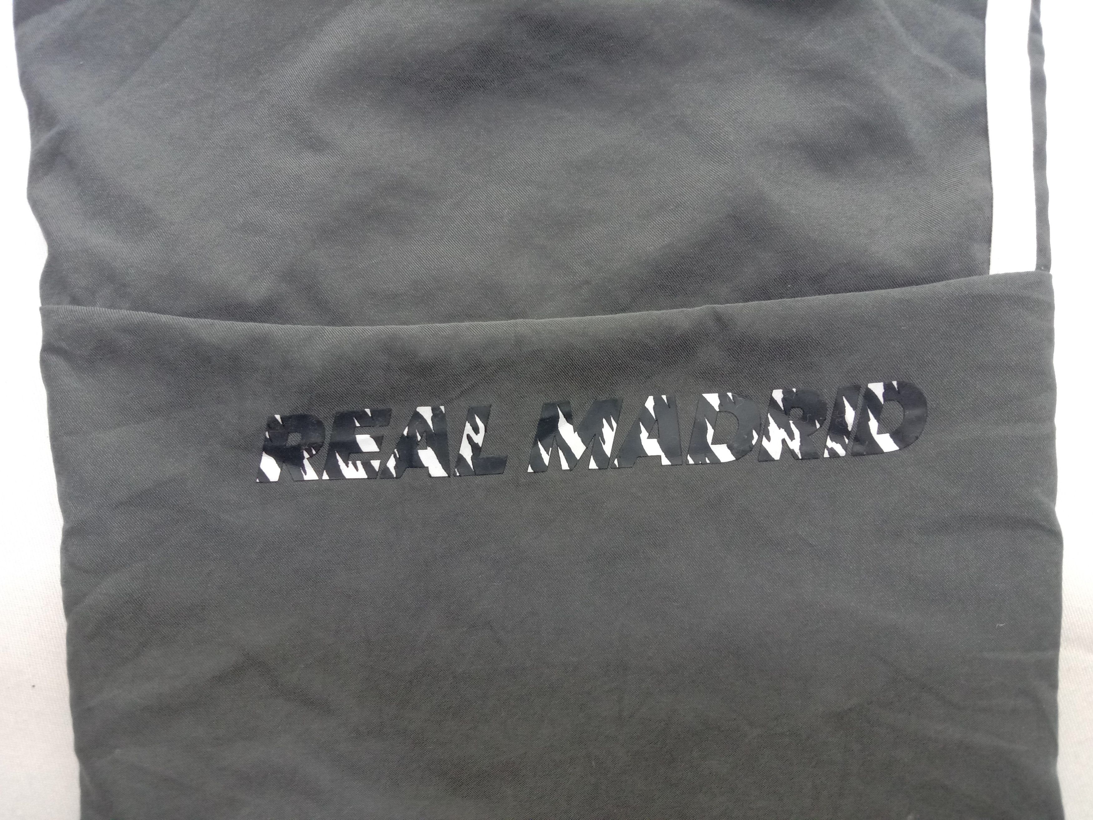 Adidas Adidas Real Madrid Sweatpants Size US 30 / EU 46 - 12 Thumbnail