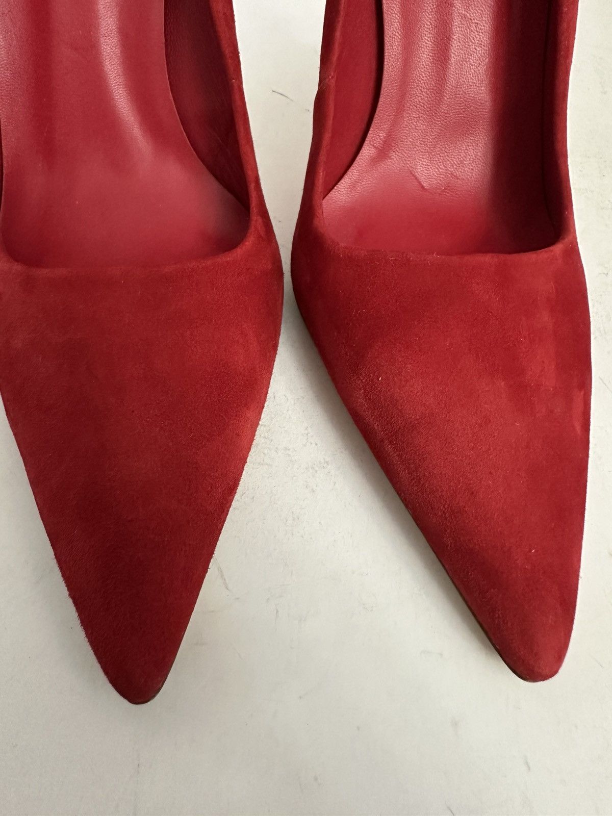 Good American Good American The Icon pointed toe pumps in red suede Size US 10 / IT 40 - 6 Thumbnail