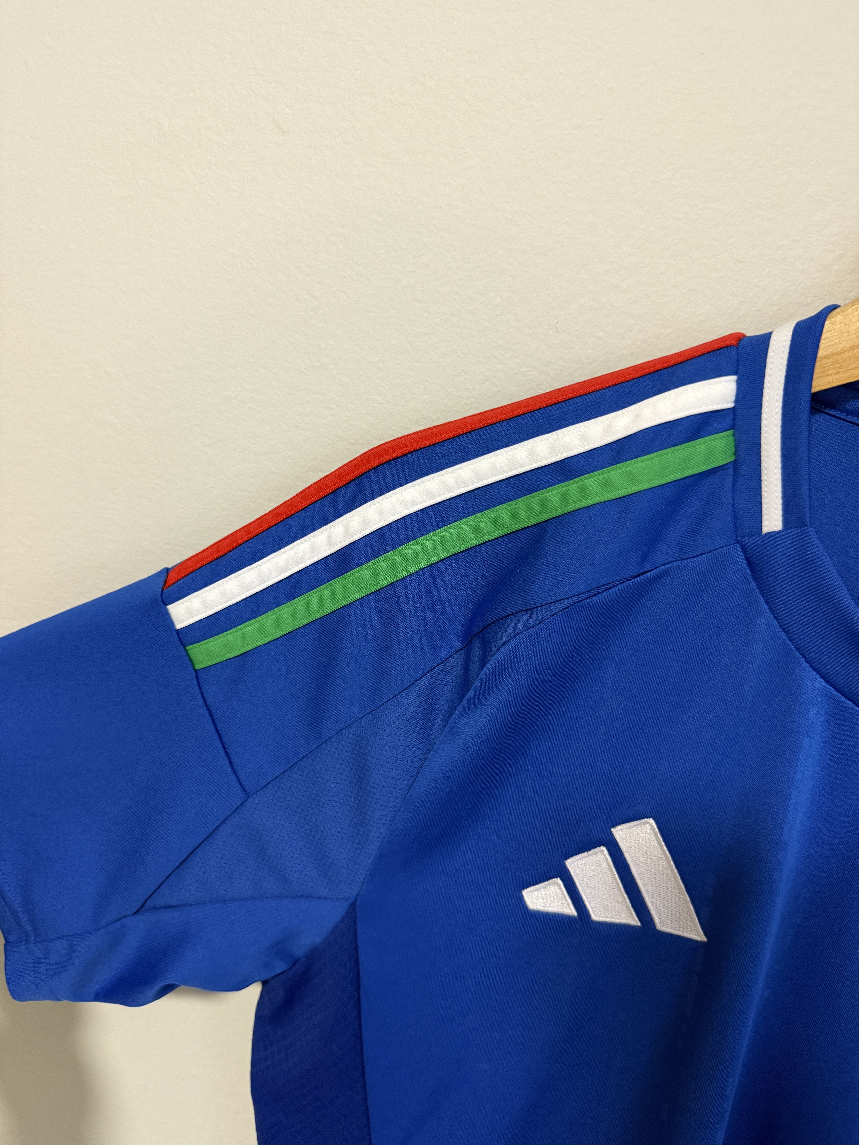 Adidas ITALY NATIONAL TEAM 2024 2025 HOME FOOTBALL SHIRT JERSEY Size US M / EU 48-50 / 2 - 6 Thumbnail