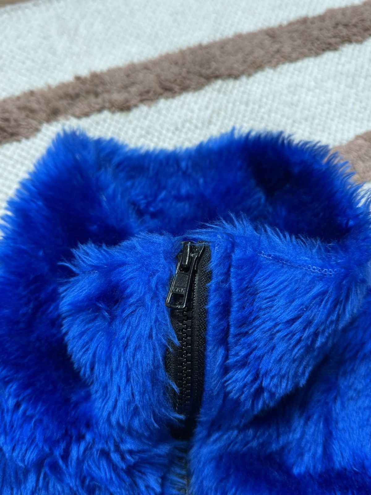 Vintage AVANT GARDE FLUFFY MOHAIR ULTRAMARINE FAUX FUR COAT JACKET Size M / US 6-8 / IT 42-44 - 7 Thumbnail