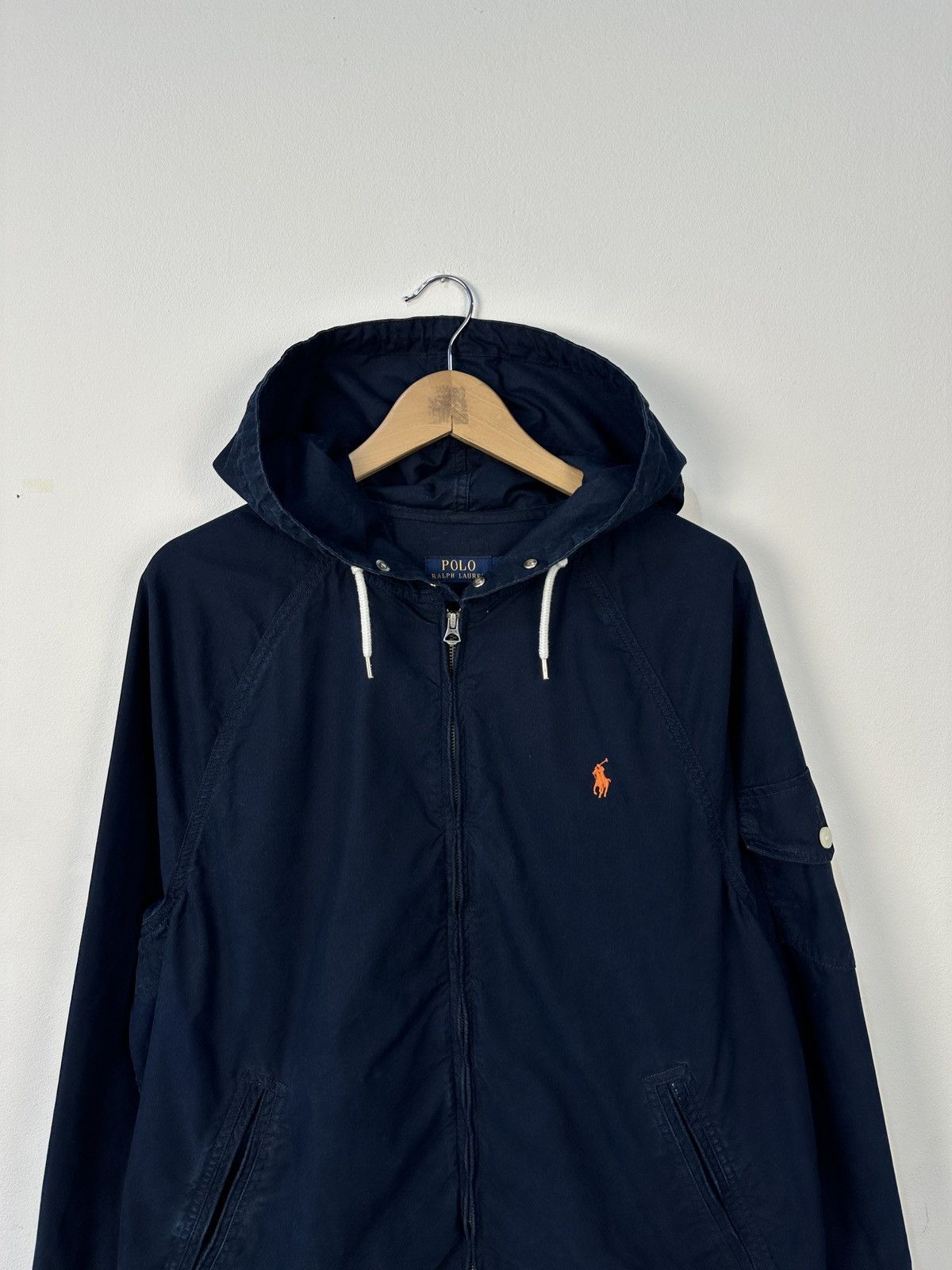 Polo Ralph Lauren Polo Ralph Lauren Hooded Windbreaker Jacket Navy Talon Zip Size US XL / EU 56 / 4 - 7 Thumbnail