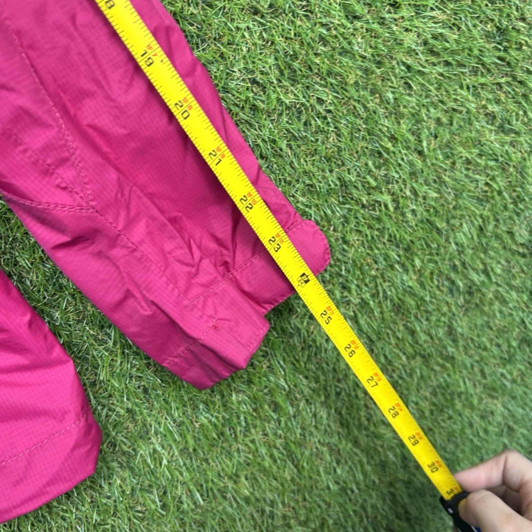 Marmot Marmot Jacket Womens Medium Pink Hooded Puffer Coat Outdoors Shell Rain Hiking Size M / US 6-8 / IT 42-44 - 5 Thumbnail