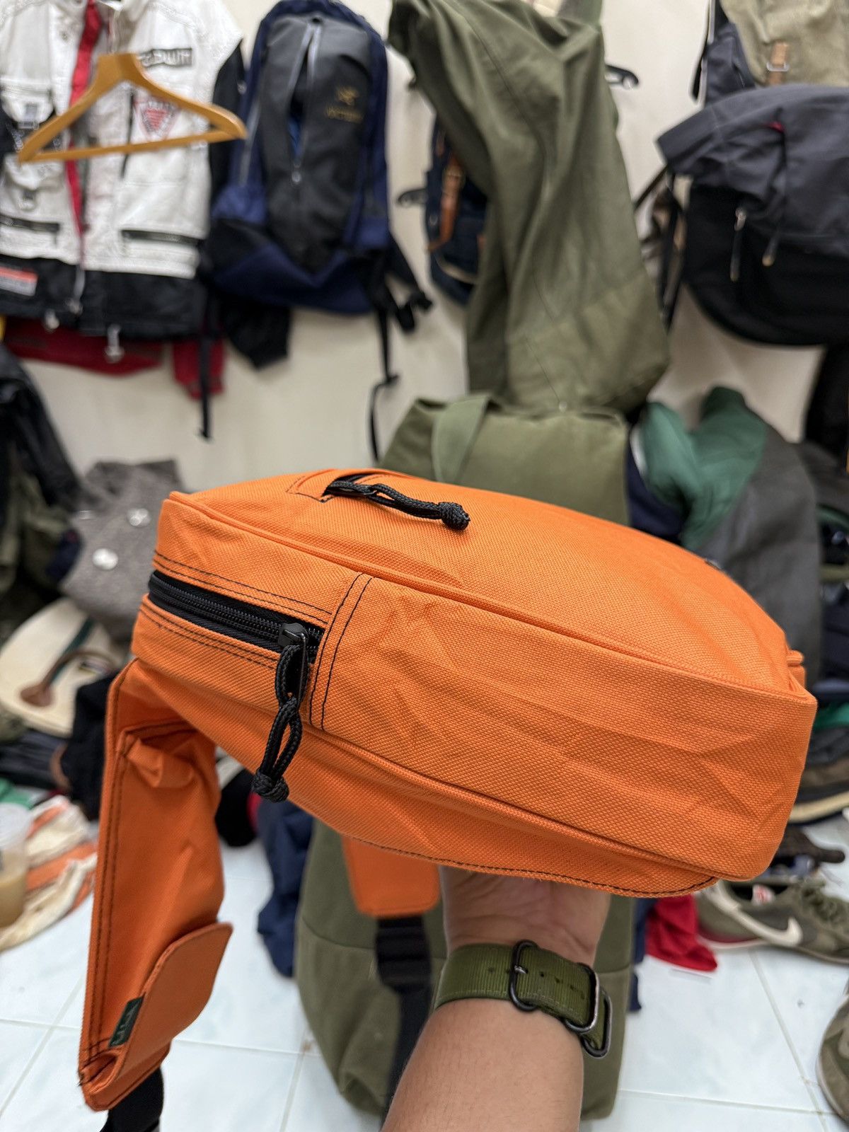 Paul Smith 🔥🔥🔥ARCHIVE PAUL SMITH SLING BAG Size ONE SIZE - 6 Thumbnail