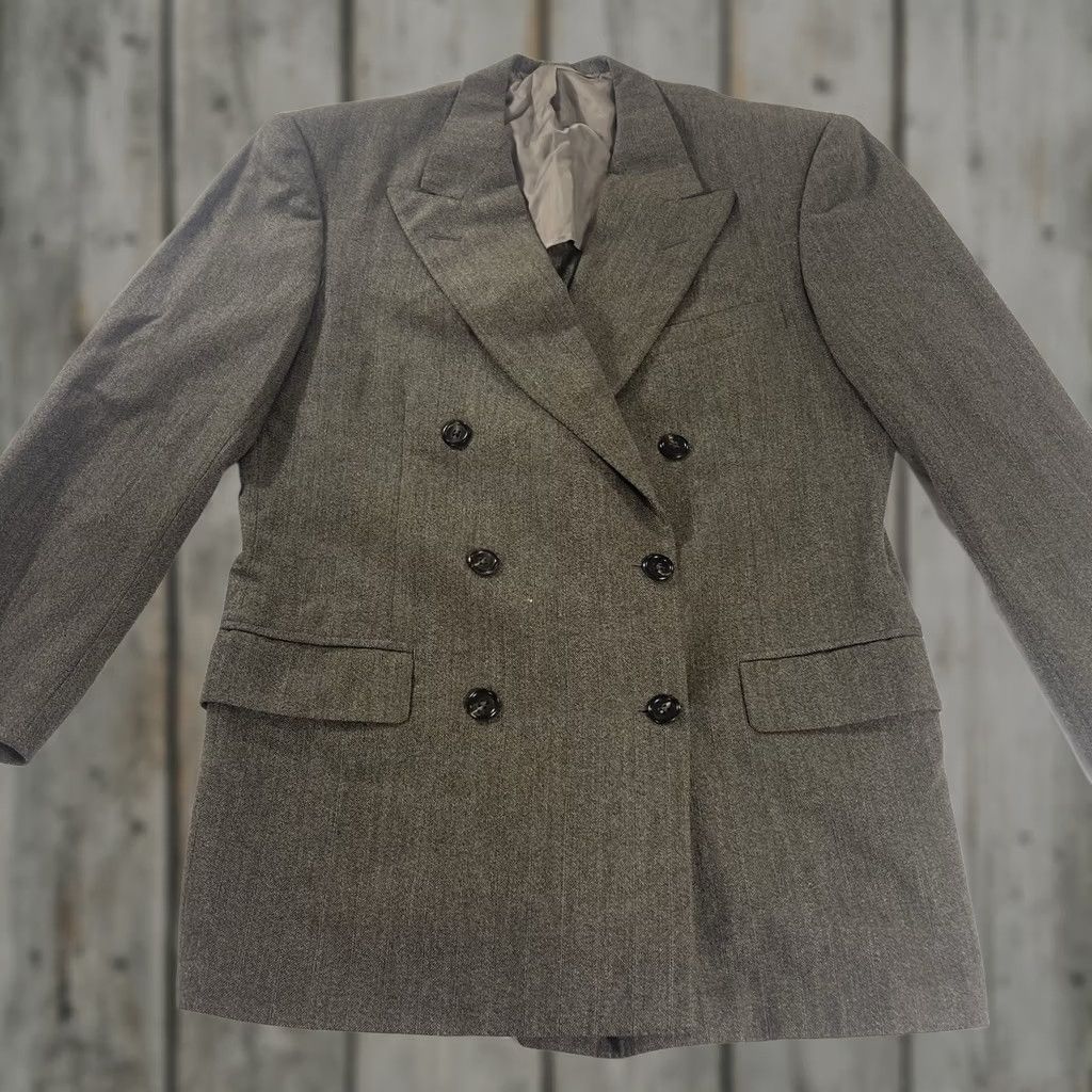 Neiman Marcus VINTAGE Neiman Marcus Blazer Jacket Men 40R Double-Breasted Pinstripe Gray 3-Button Sports Style 1990s Mens Size 40R - 1 Thumbnail