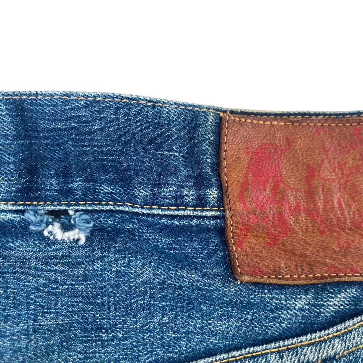 Evisu VINTAGE EVIS DISTRESSED SELVEDGE JEANS Size US 33 - 12 Thumbnail