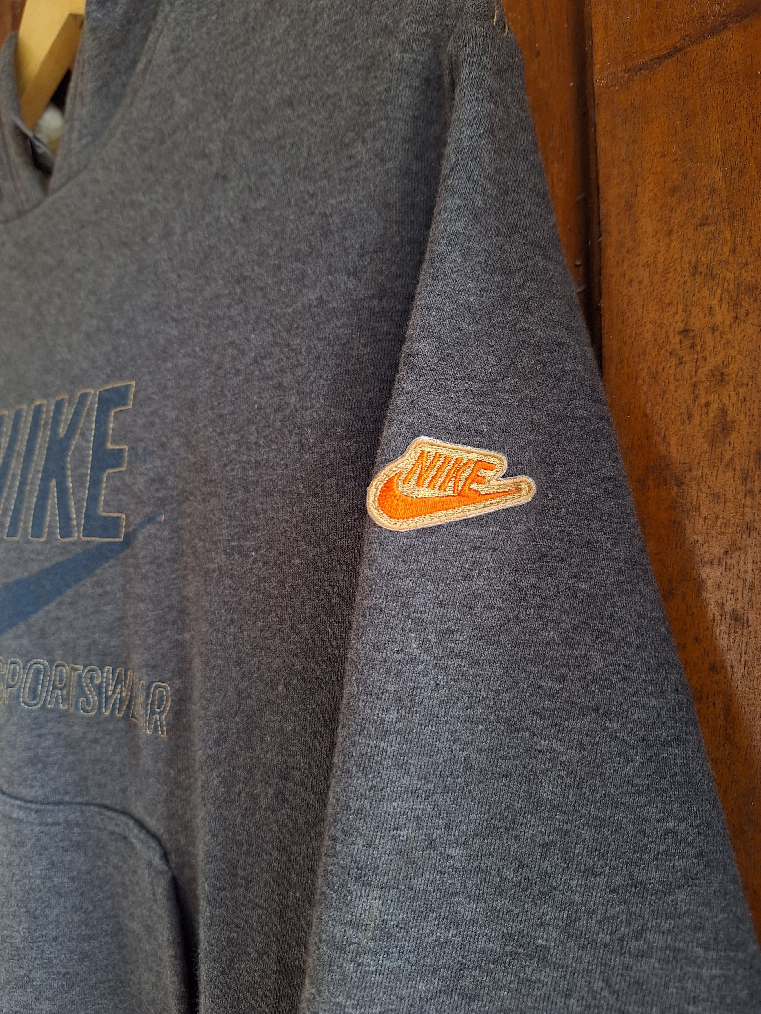 Nike 🔥RARE🔥Vintage 90s nike logo sporstwear hoodie jacket Size US M / EU 48-50 / 2 - 3 Thumbnail