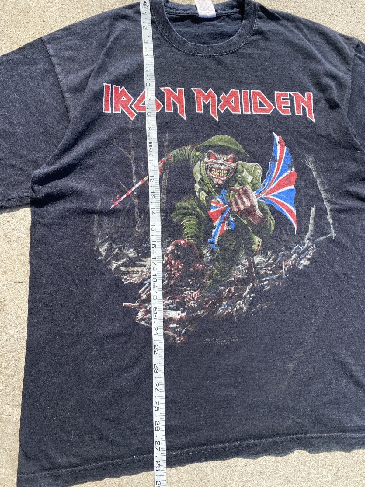 Band Tees × Iron Maiden × Vintage Vintage 2006 Iron Maiden Band Tee Size US L / EU 52-54 / 3 - 6 Thumbnail