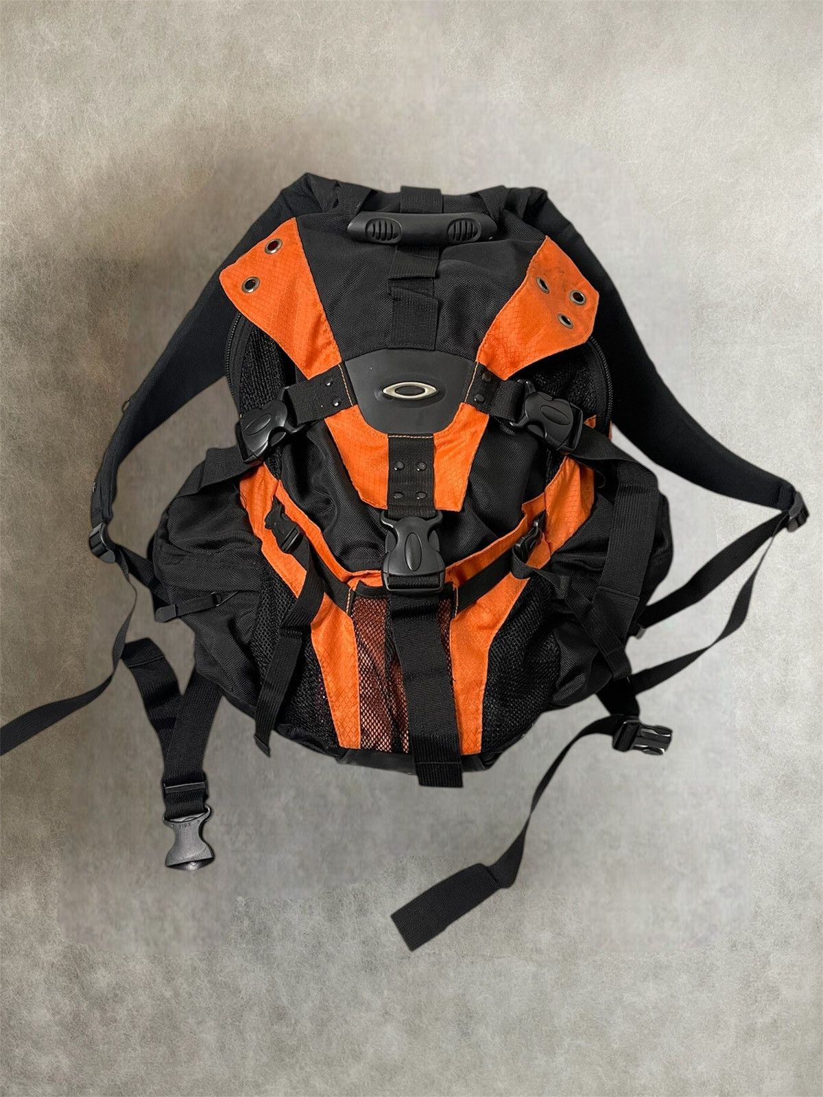 Japanese Brand × Oakley Oakley icon 2.0 backpack | Grailed