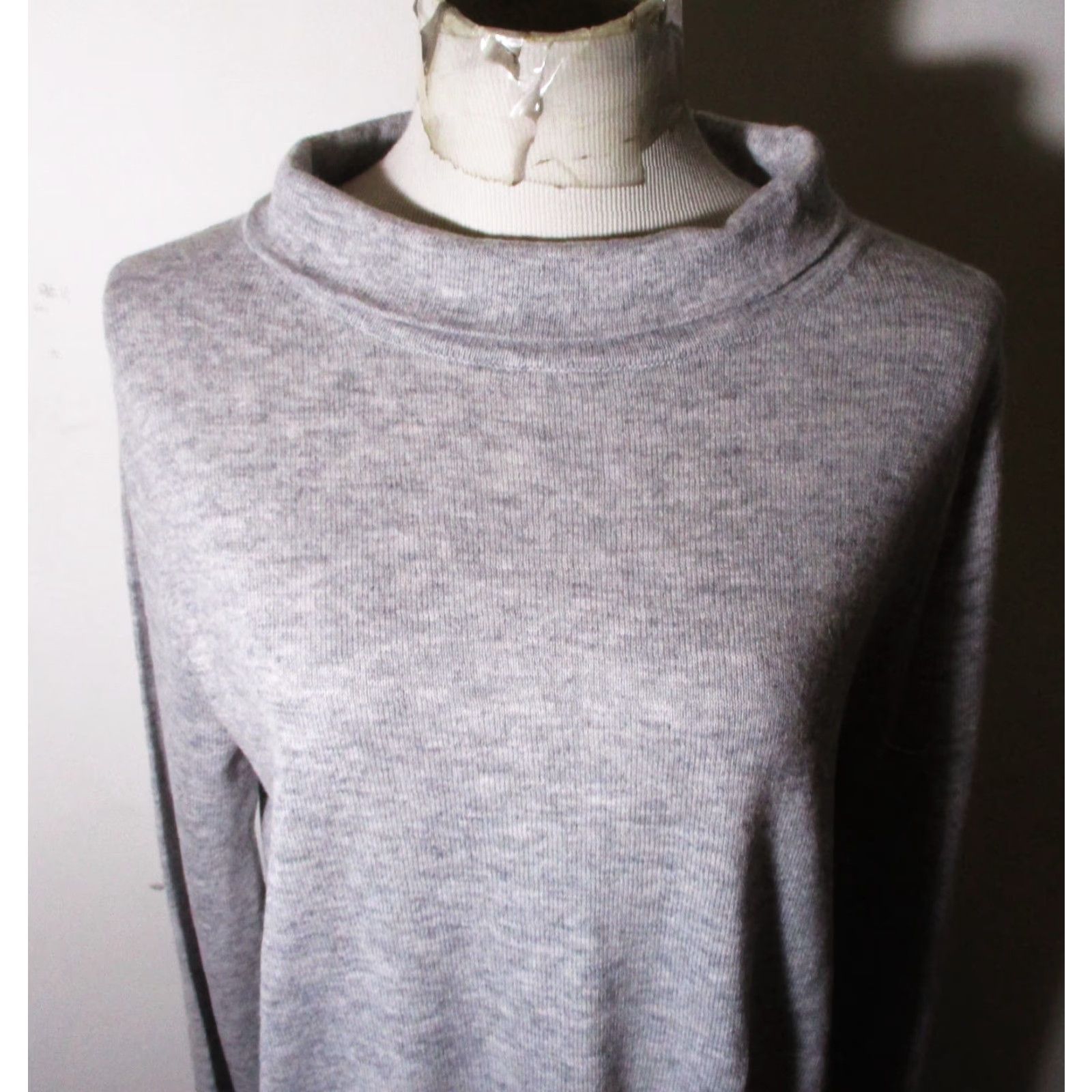 Vintage Woolovers Sweater Shirt Womens L Gray Merino Wool Cashmere Turtleneck Pullover Casual All Seasons 90% Merino Wool, 10% Cashmere Womens Size L / US 10 / IT 46 - 4 Thumbnail