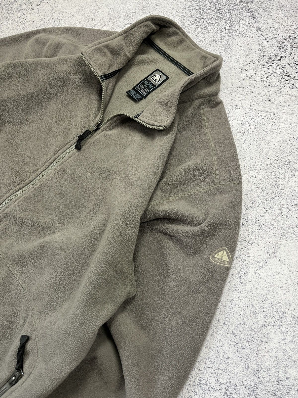 Nike Vintage Nike ACG Fleece Jacket Baggy Beige Mens Y2K 90’s Size US XL / EU 56 / 4 - 6 Thumbnail