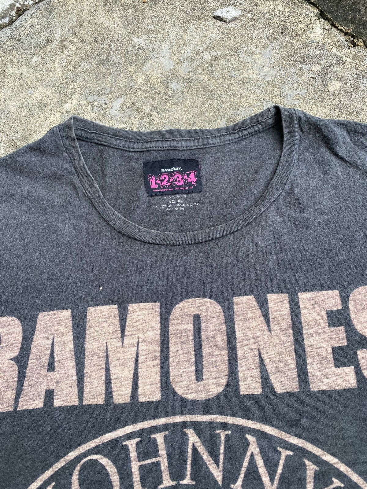Band Tees 2012 Romones Band Tshirt Size US L / EU 52-54 / 3 - 3 Thumbnail