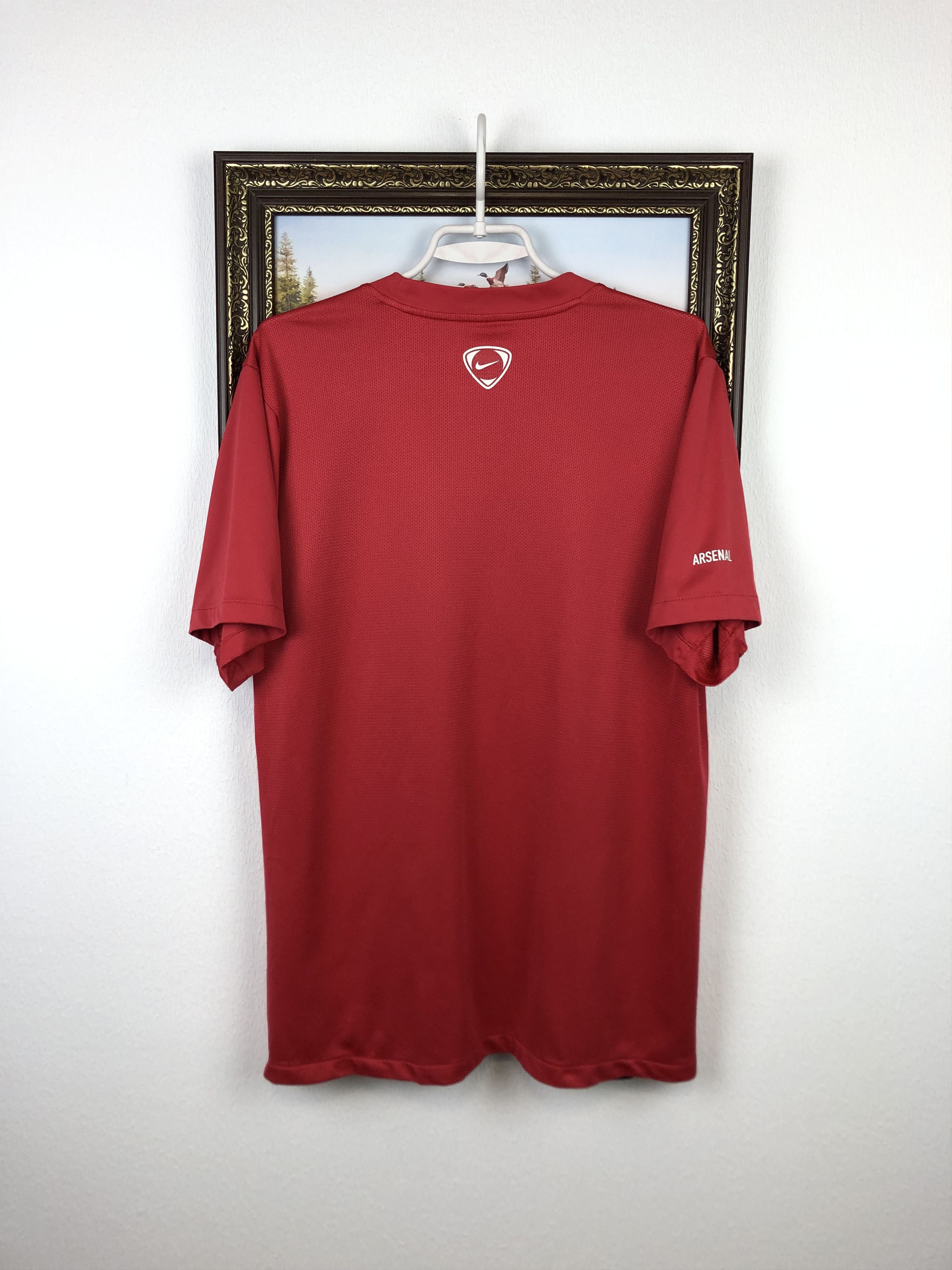 Nike Vintage Nike Arsenal Football Shirt Soccer Mens Jersey Size US L / EU 52-54 / 3 - 8 Thumbnail